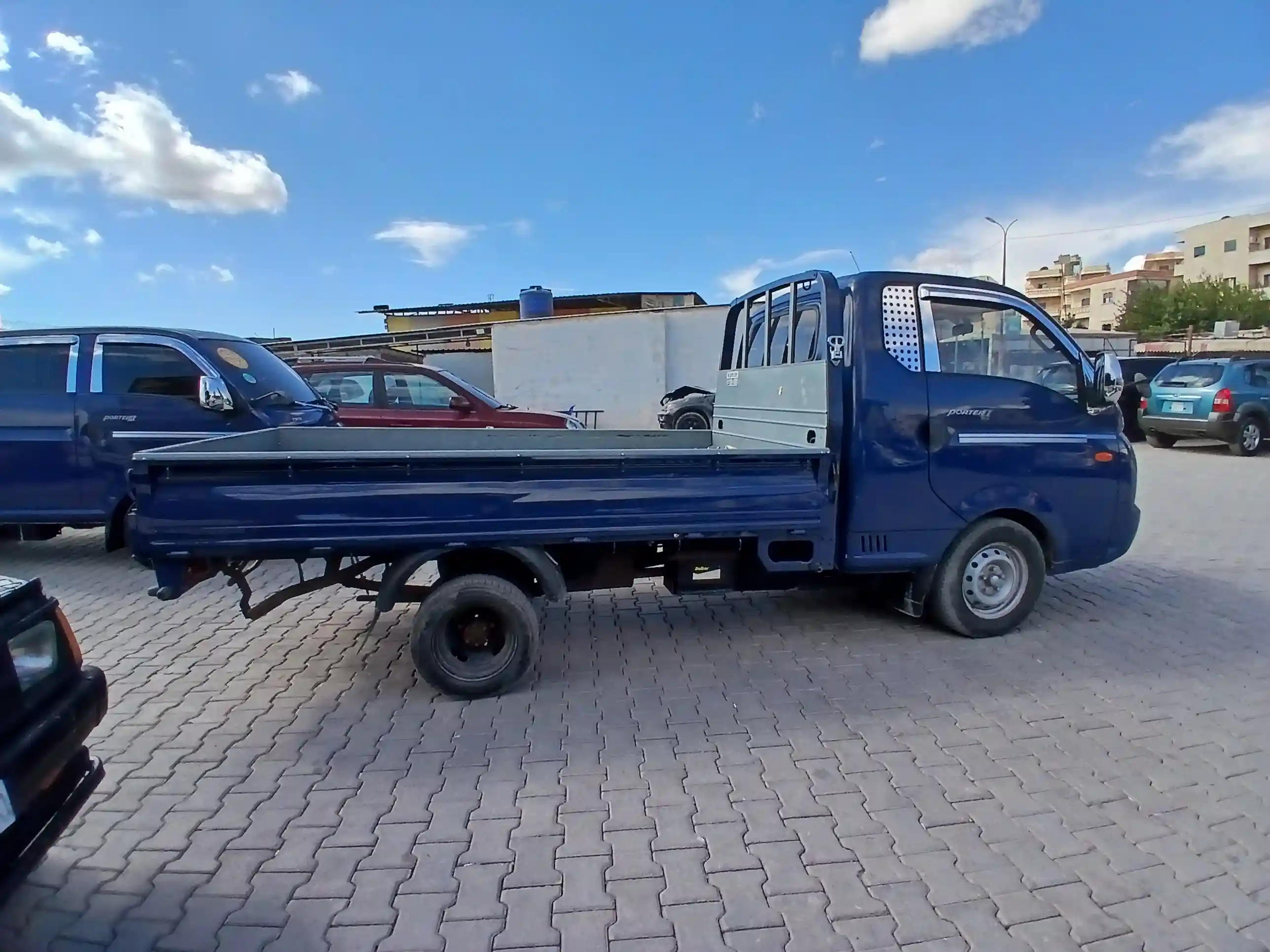 kilometrage car sale hyundai porter 2 crdi cargo truck 2012 aleppo sb image
