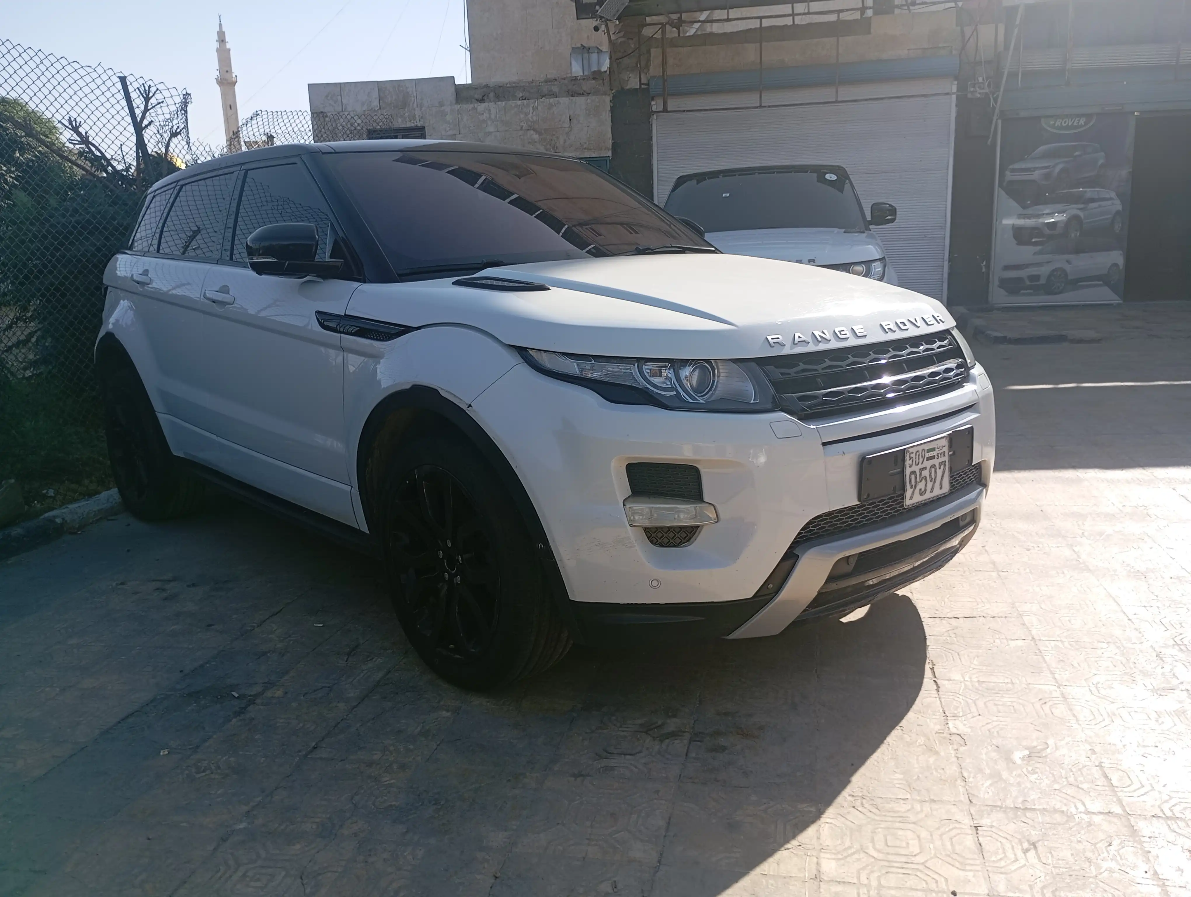 kilometrage car sale land rover range rover evoque sd4 2013 pv image