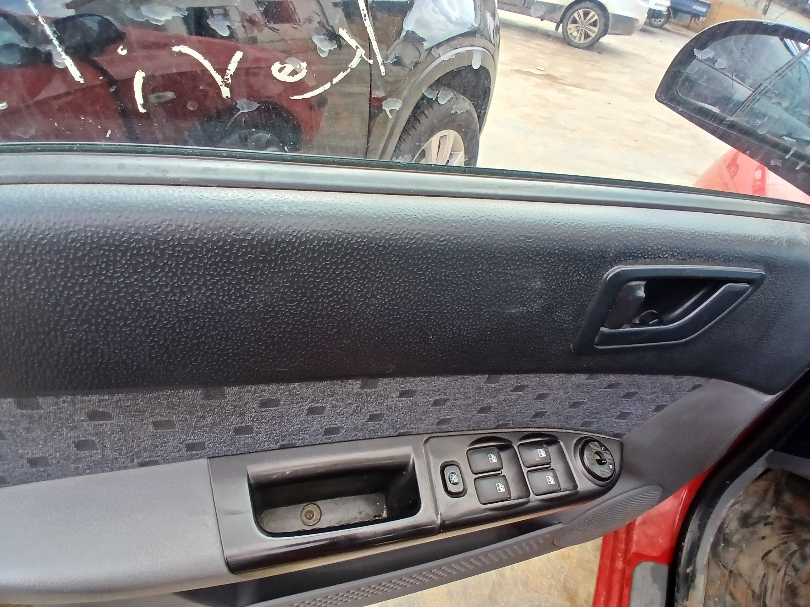 kilometrage car sale hyundai stargazer base sedan used 2004 aleppo he image