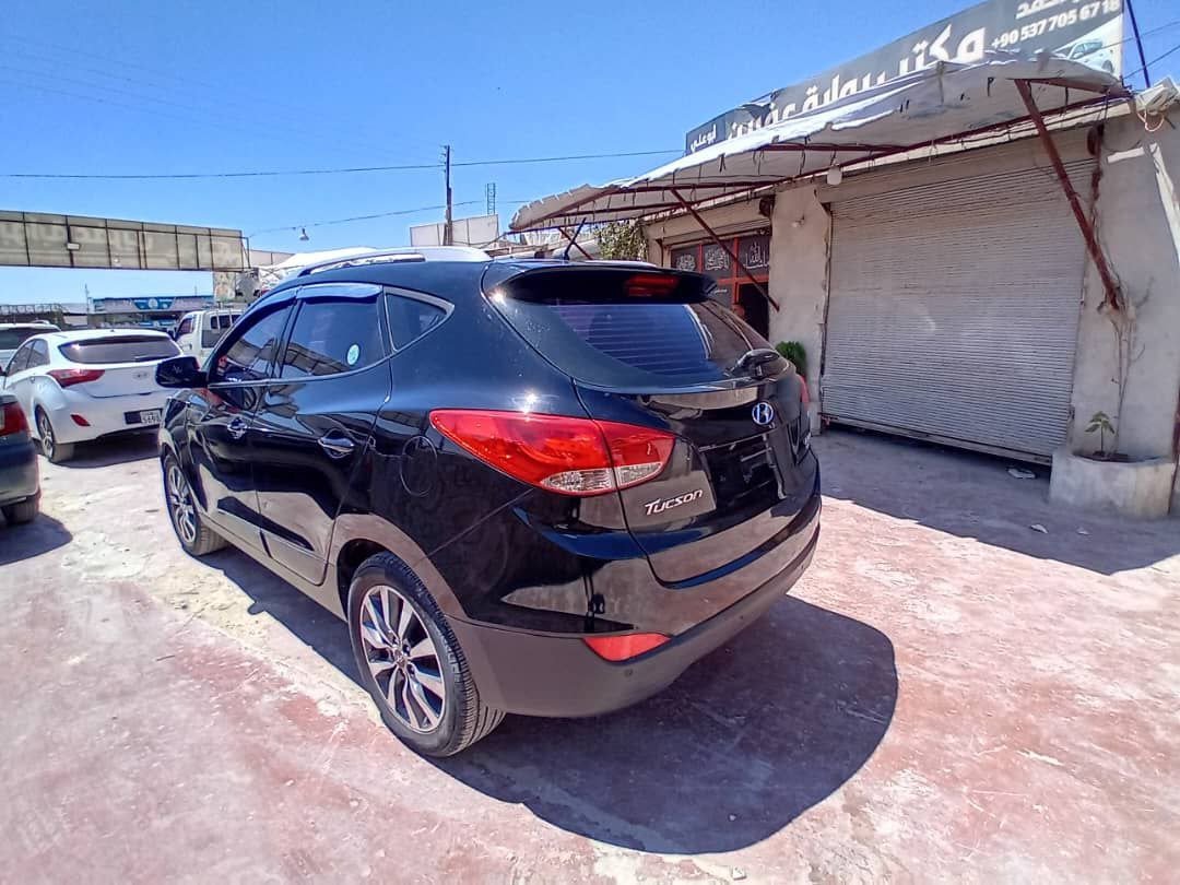 kilometrage car sale hyundai tucson standard suv used 2012 aleppo xy image