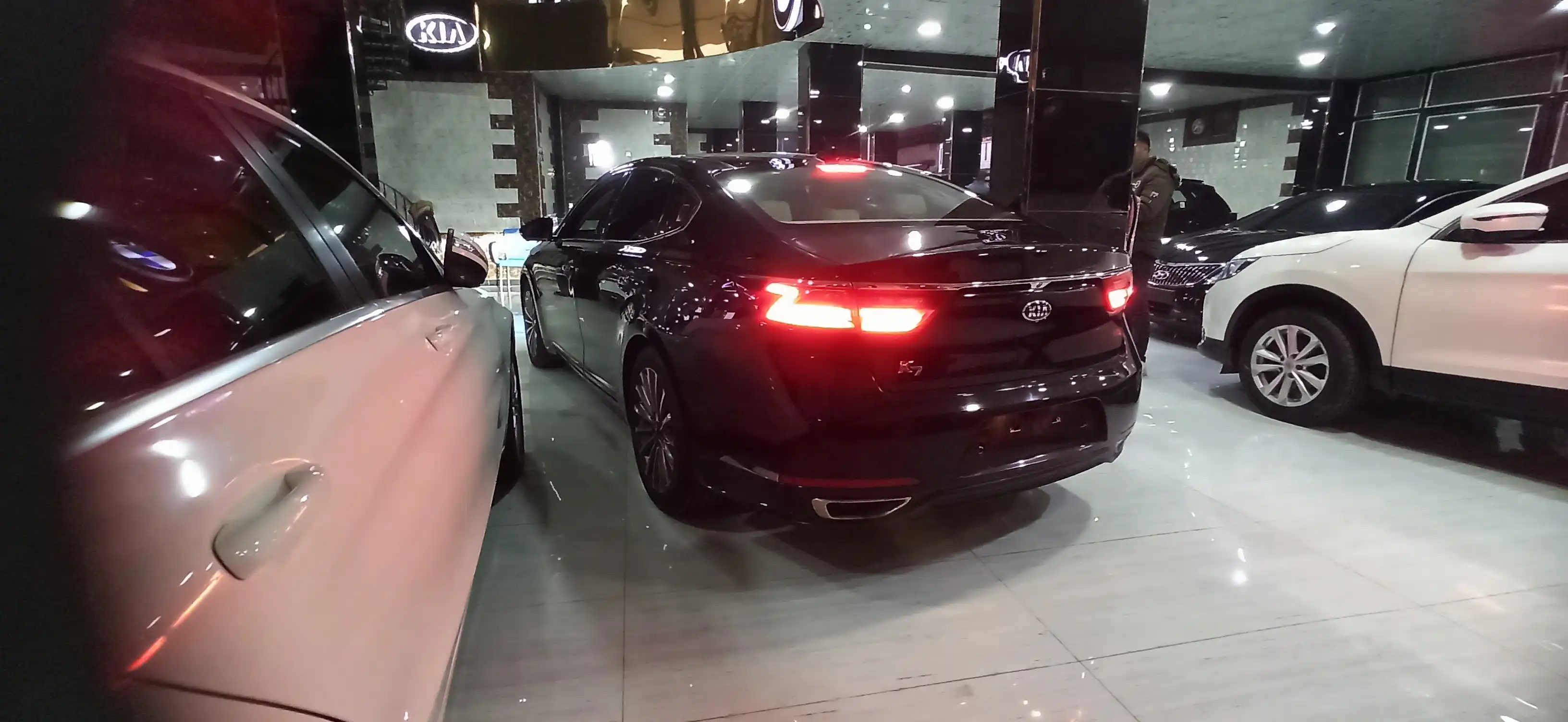 kilometrage car sale kia k7 standard sedan used 2017 aleppo if image