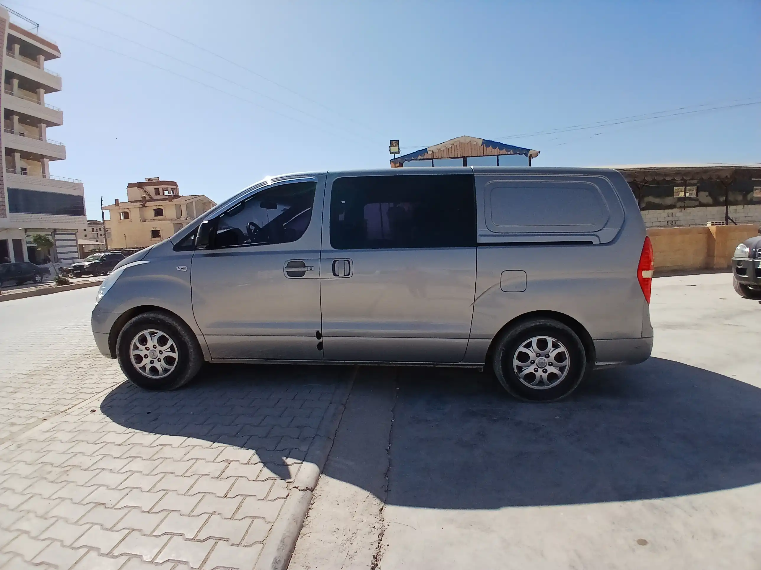 kilometrage car sale hyundai grand starex cvx van used 2011 aleppo yp image