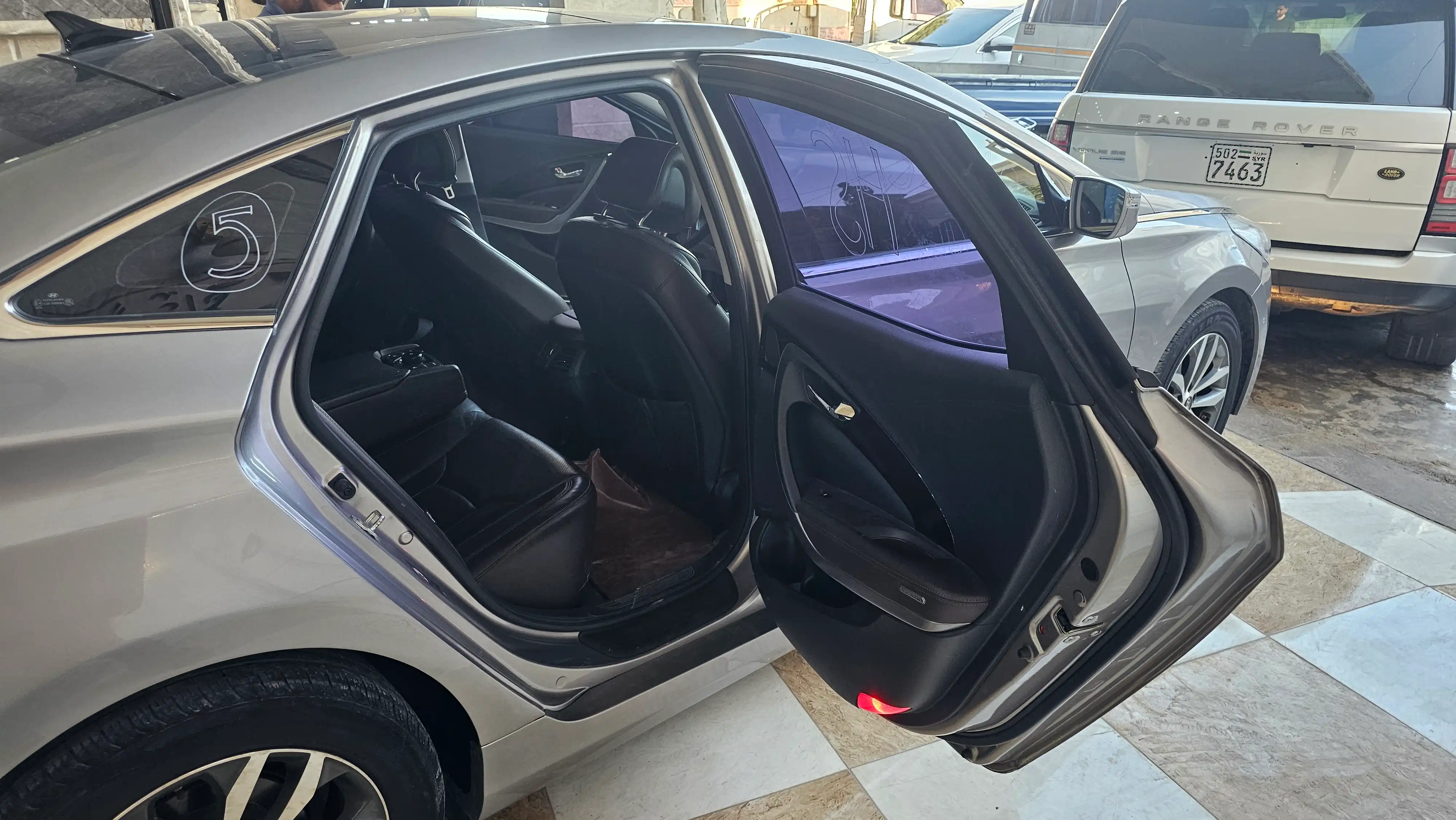 kilometrage car sale hyundai grandeur hg 240 sedan used 2012 aleppo kp image
