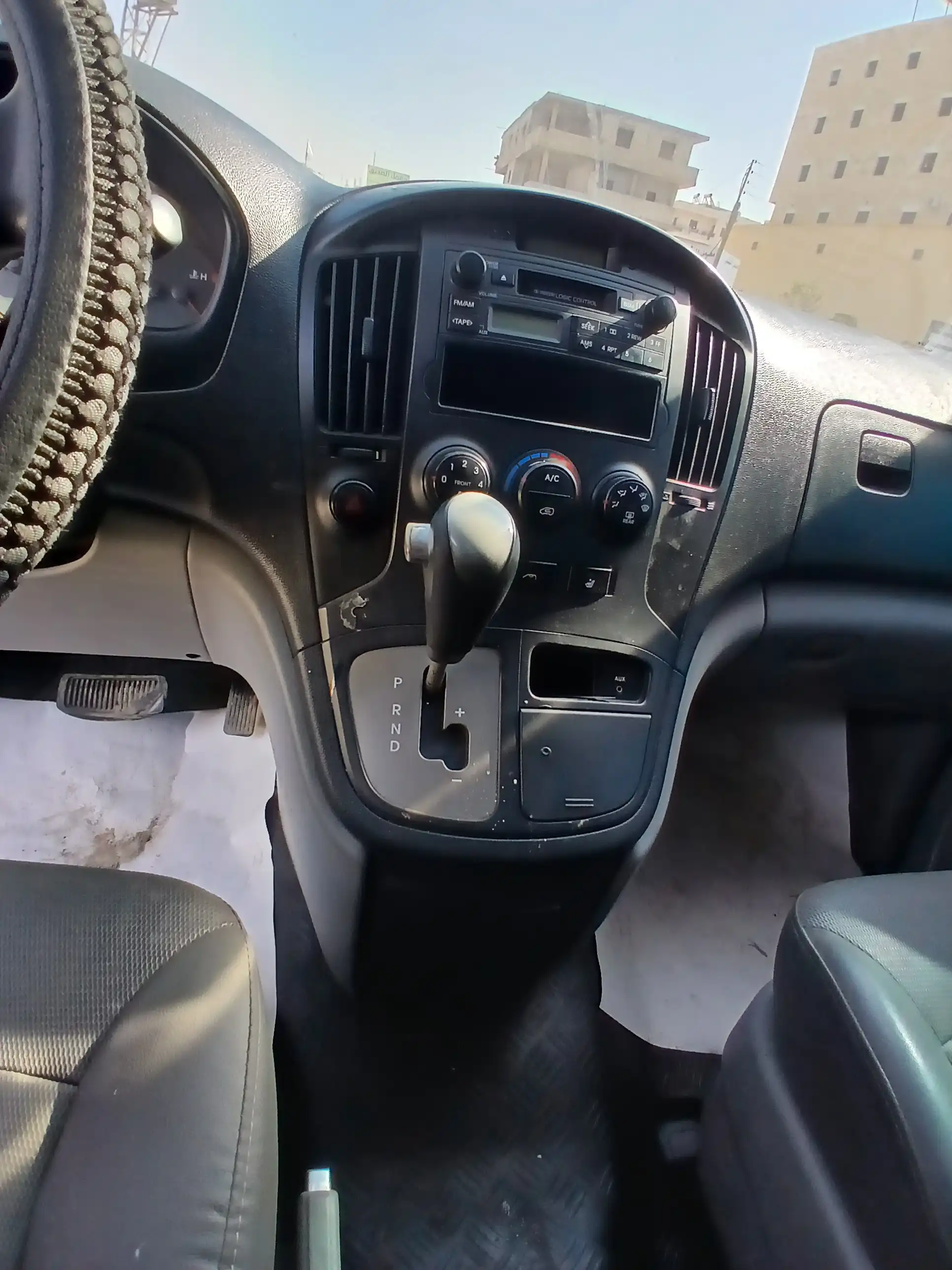 kilometrage car sale hyundai grand starex cvx van used 2010 aleppo nc image