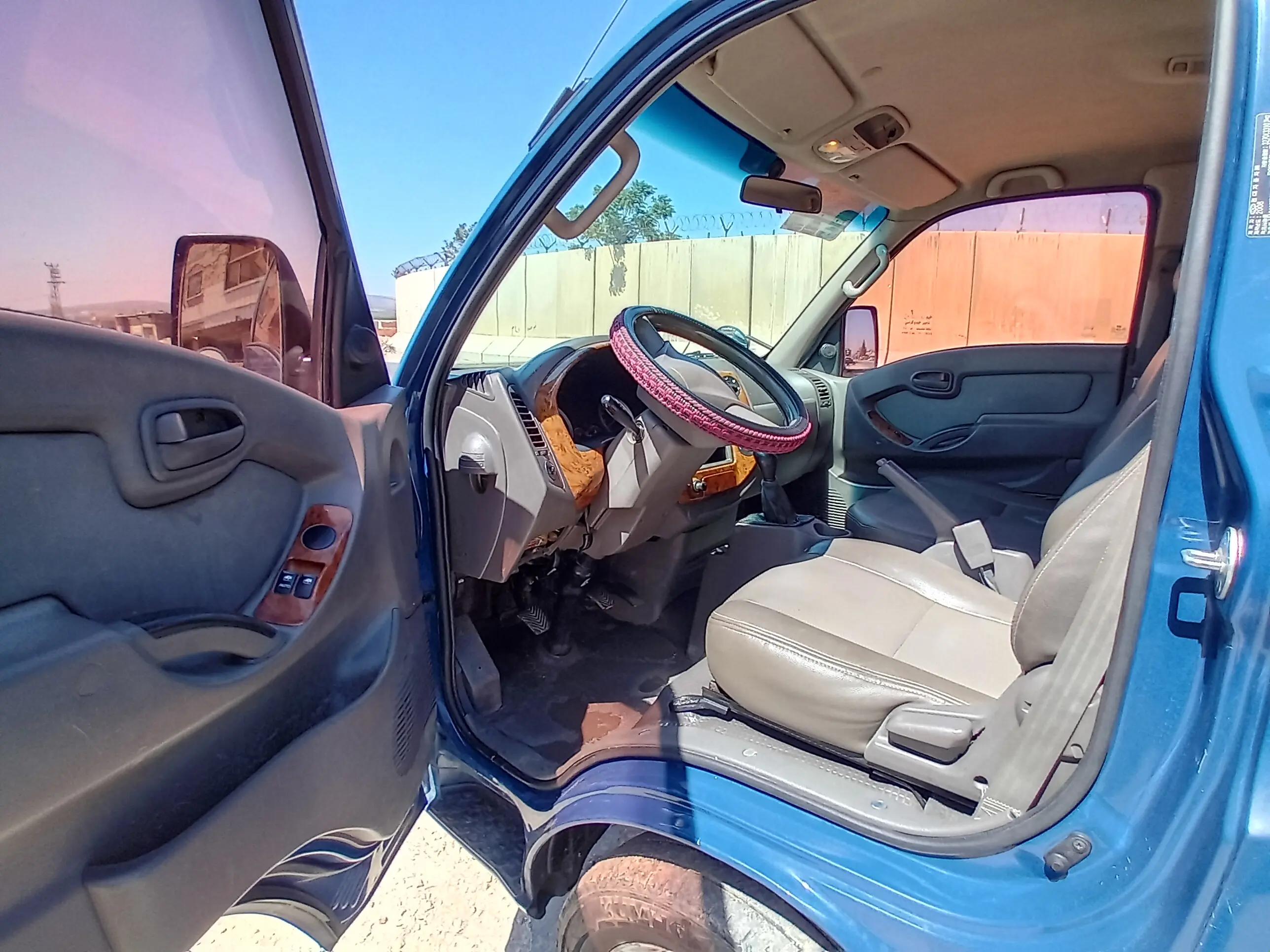 kilometrage car sale hyundai porter 2 crdi cargo truck used 2008 aleppo me image