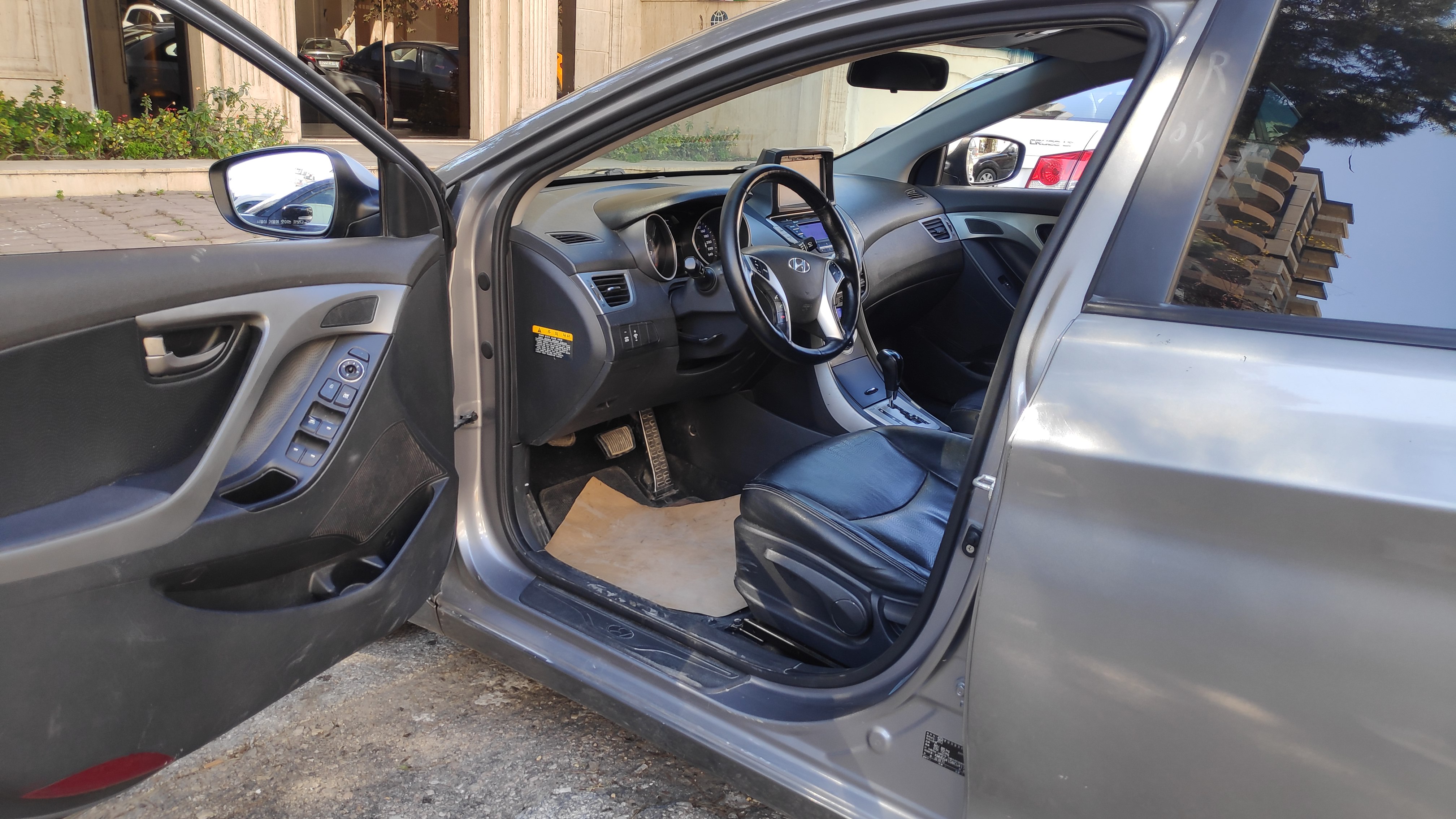 kilometrage car sale hyundai elantra standard sedan used 2011 tartus sw image