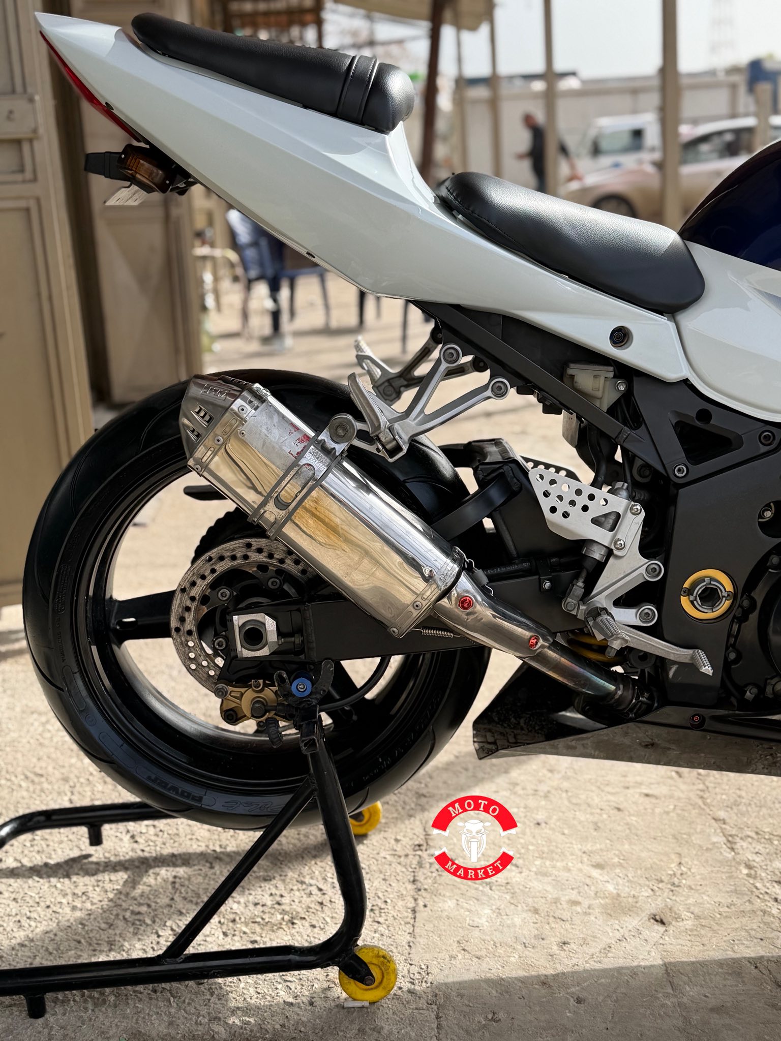 kilometrage motorbike suzuki gsxr r1000 sport used 2004 tartus bq image