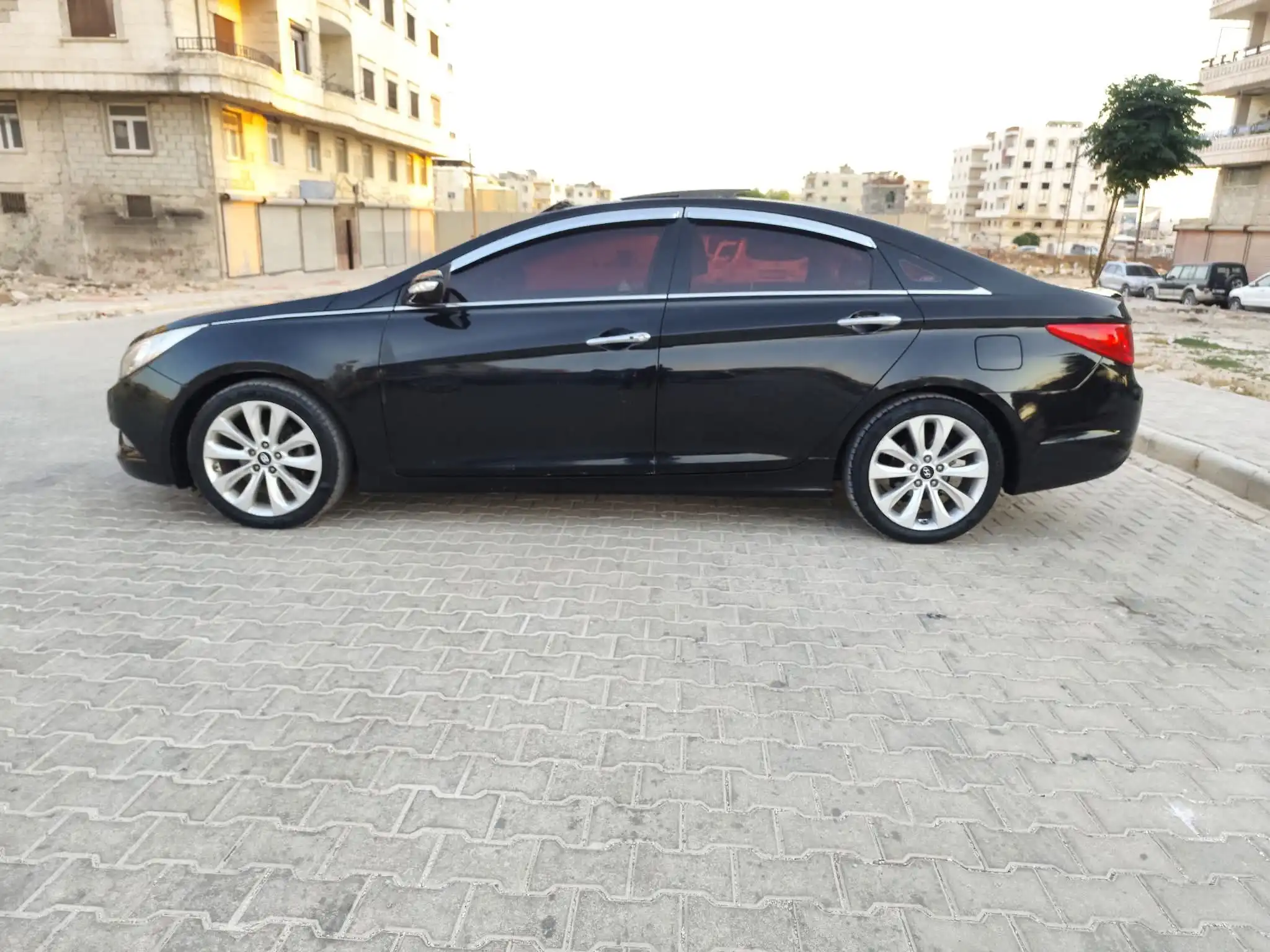kilometrage car sale hyundai sonata standard sedan used 2011 aleppo rf image