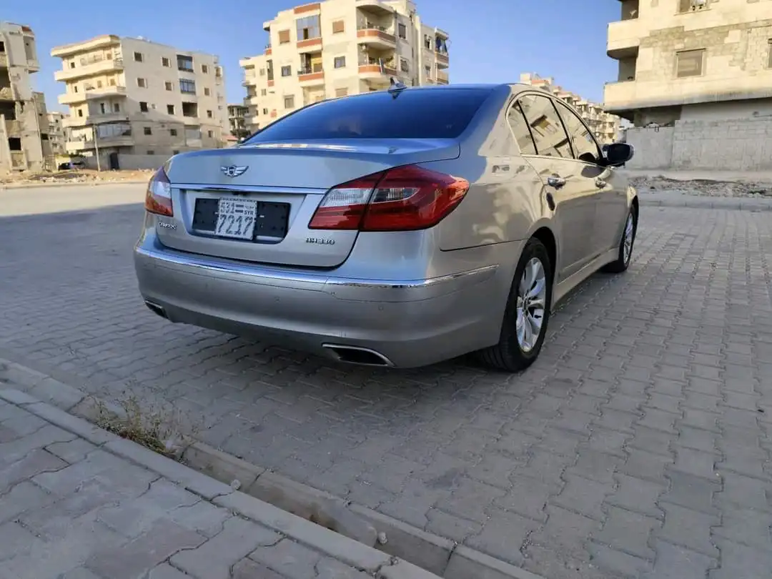 kilometrage car sale genesis bh 330 sedan used 2013 aleppo za image