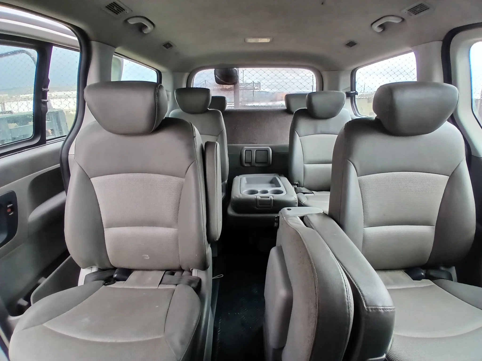 kilometrage car sale hyundai grand starex cvx van used 2011 aleppo cy image