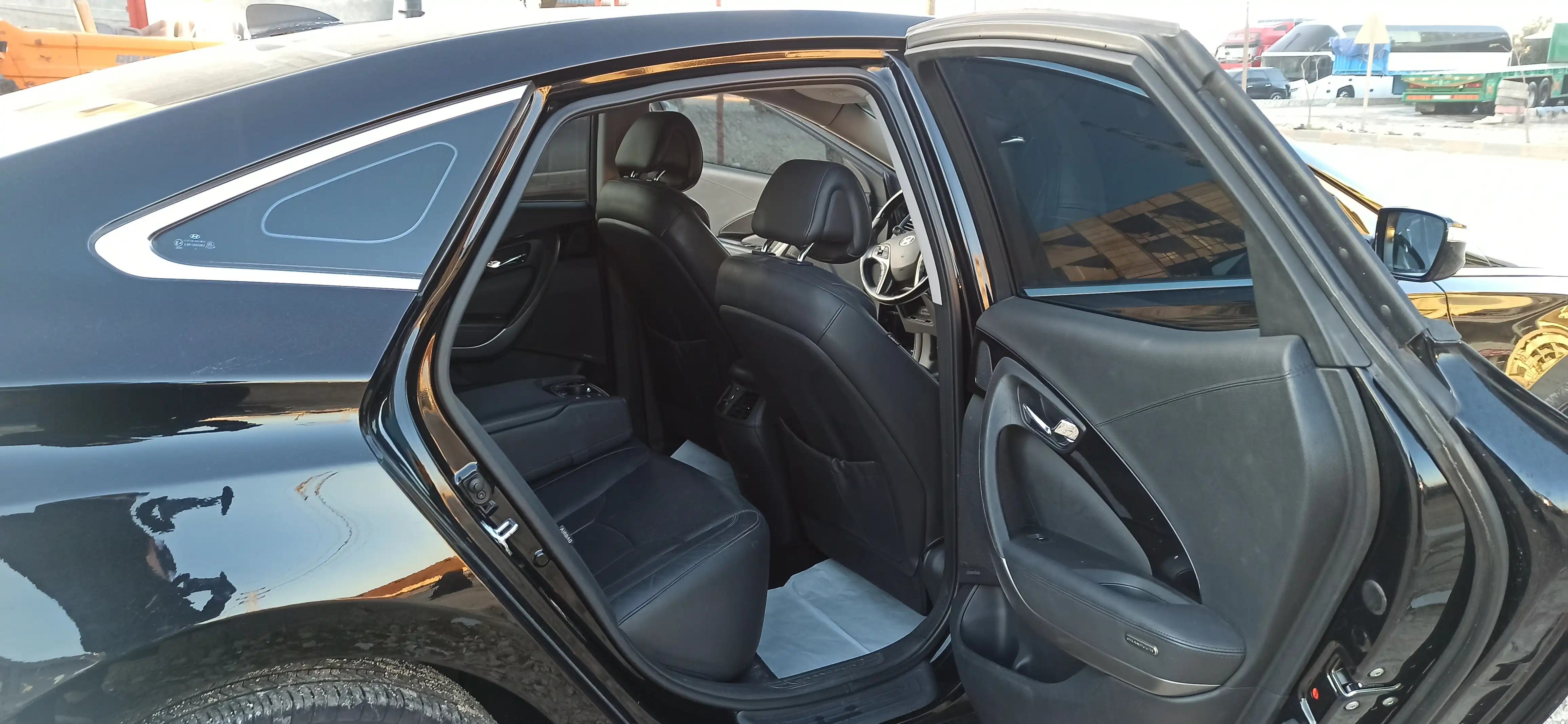 kilometrage car sale hyundai grandeur hg 240 sedan used 2012 aleppo uf image