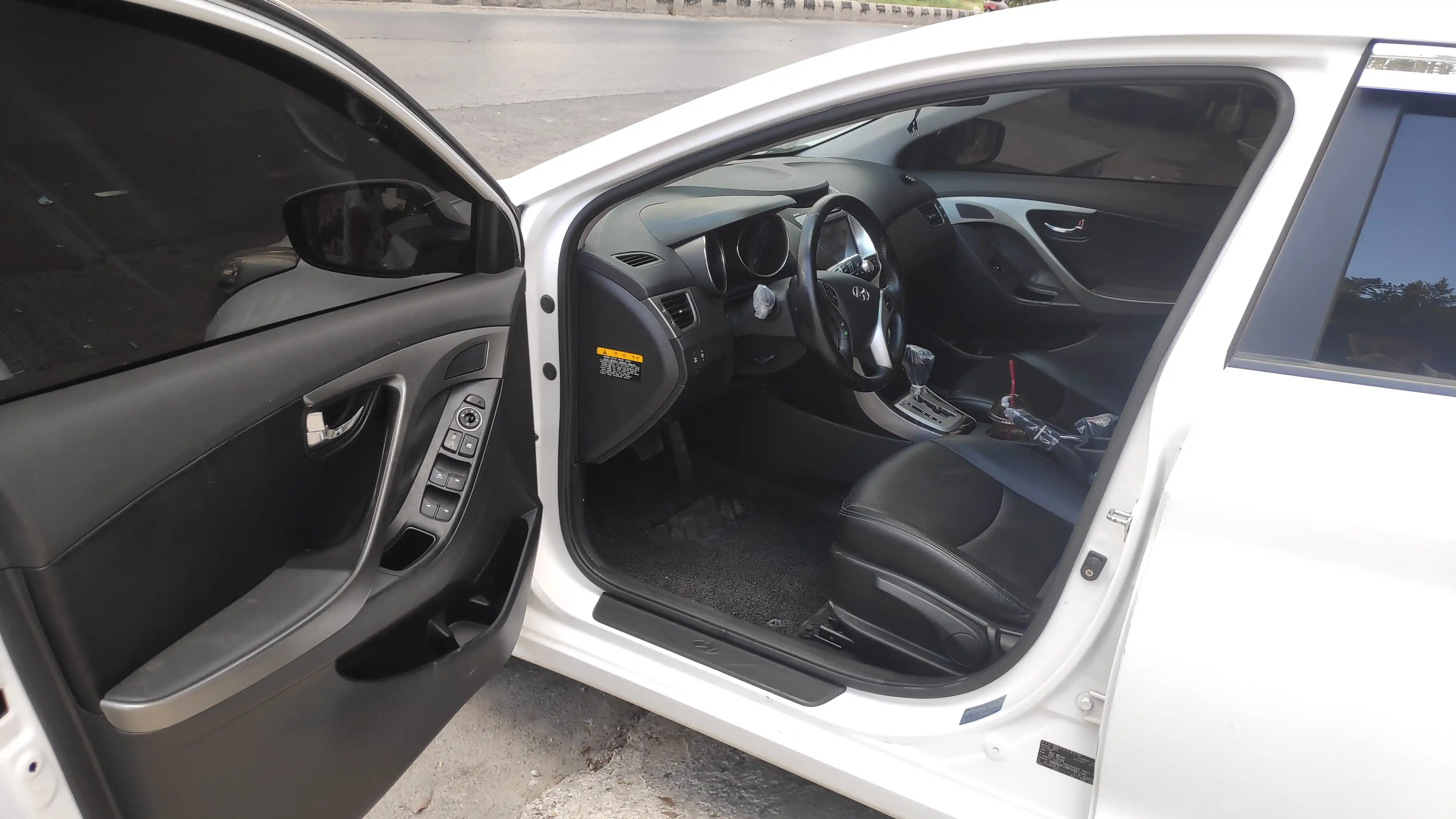kilometrage car sale hyundai avante m16 gdi nu image
