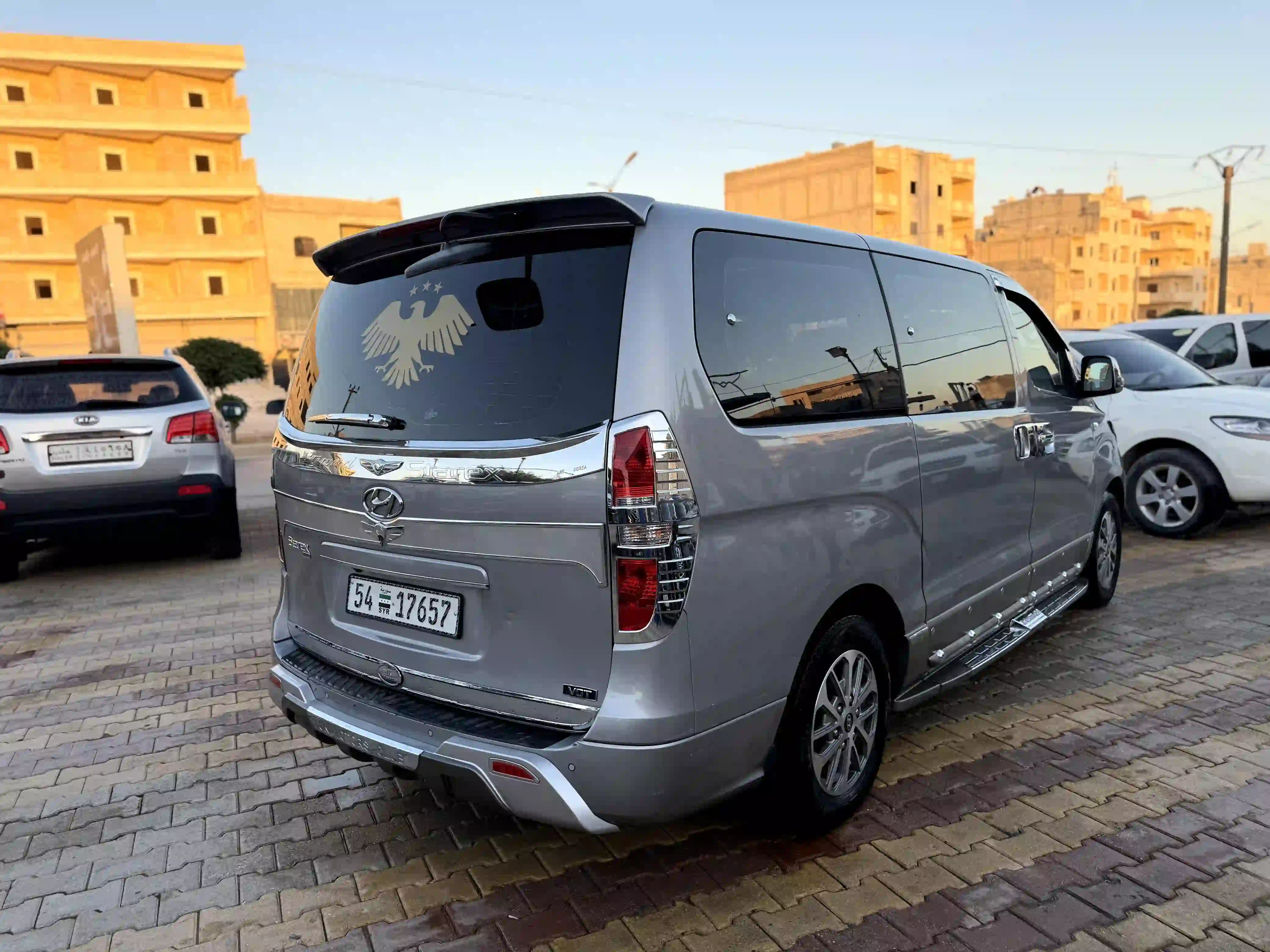 kilometrage car sale hyundai staria van van used 2018 aleppo ks image
