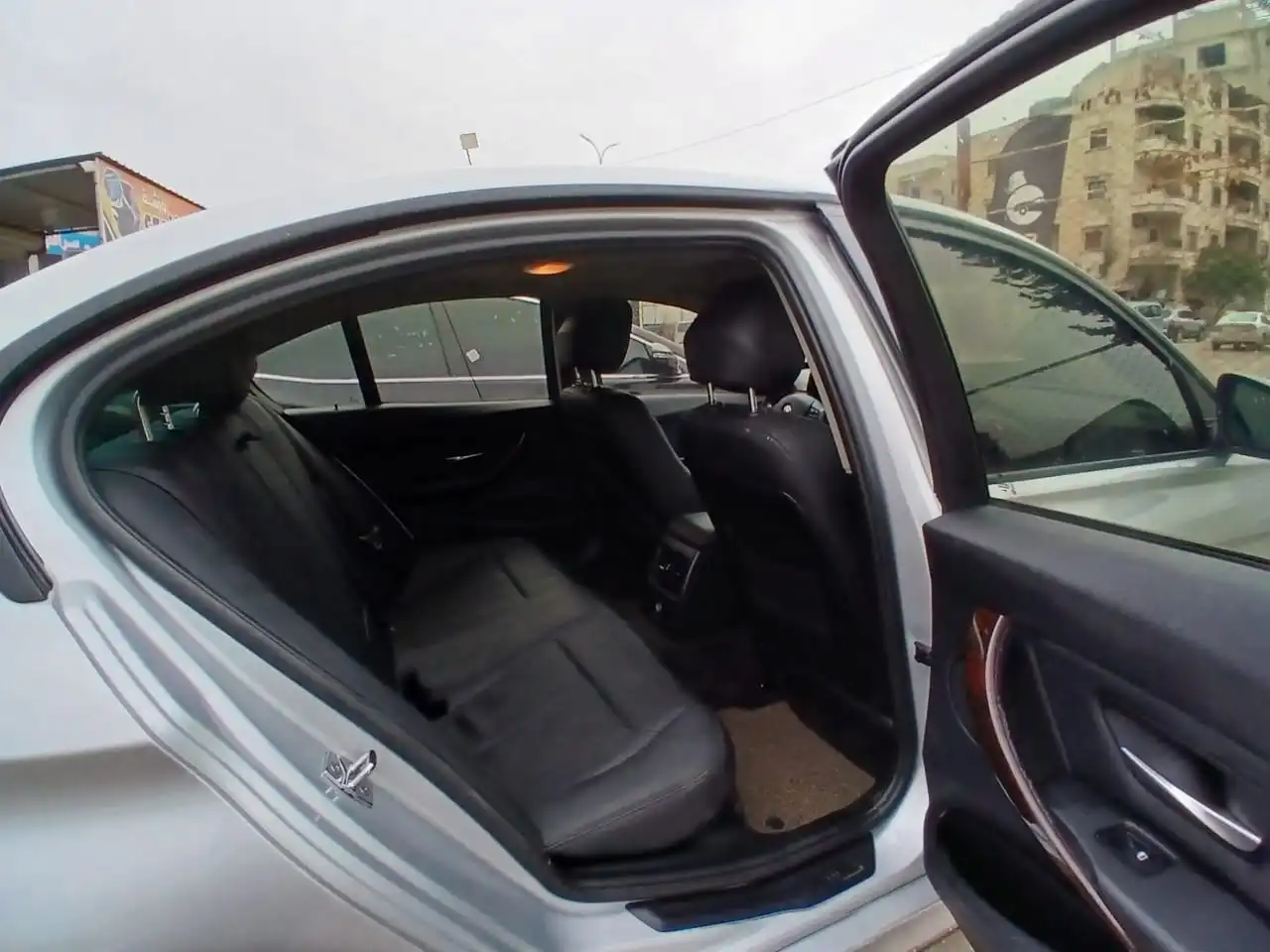 kilometrage car sale bmw 3 series 320 sedan used 2012 aleppo gj image