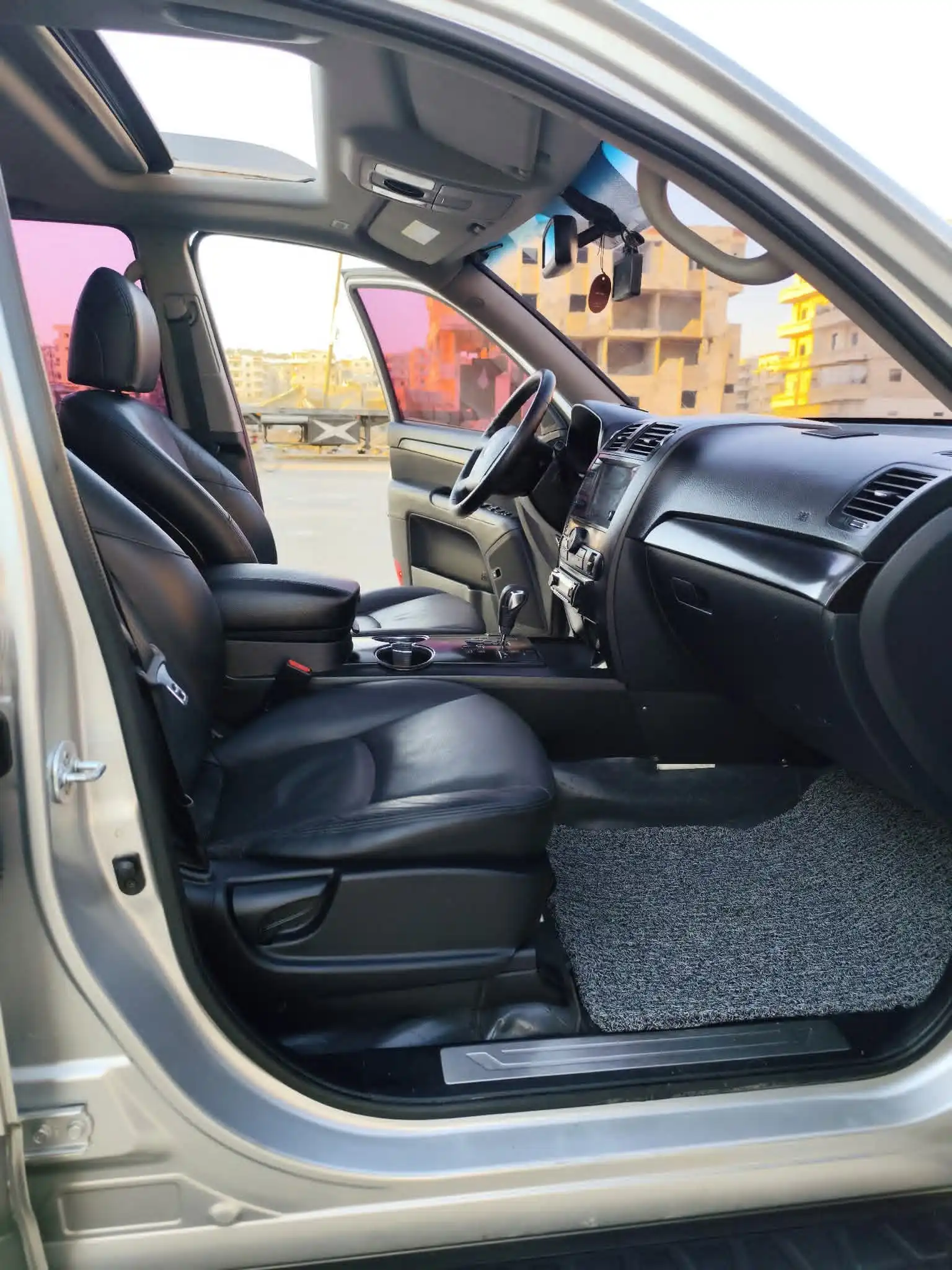 kilometrage car sale kia mohave qv 300 suv used 2010 aleppo tv image