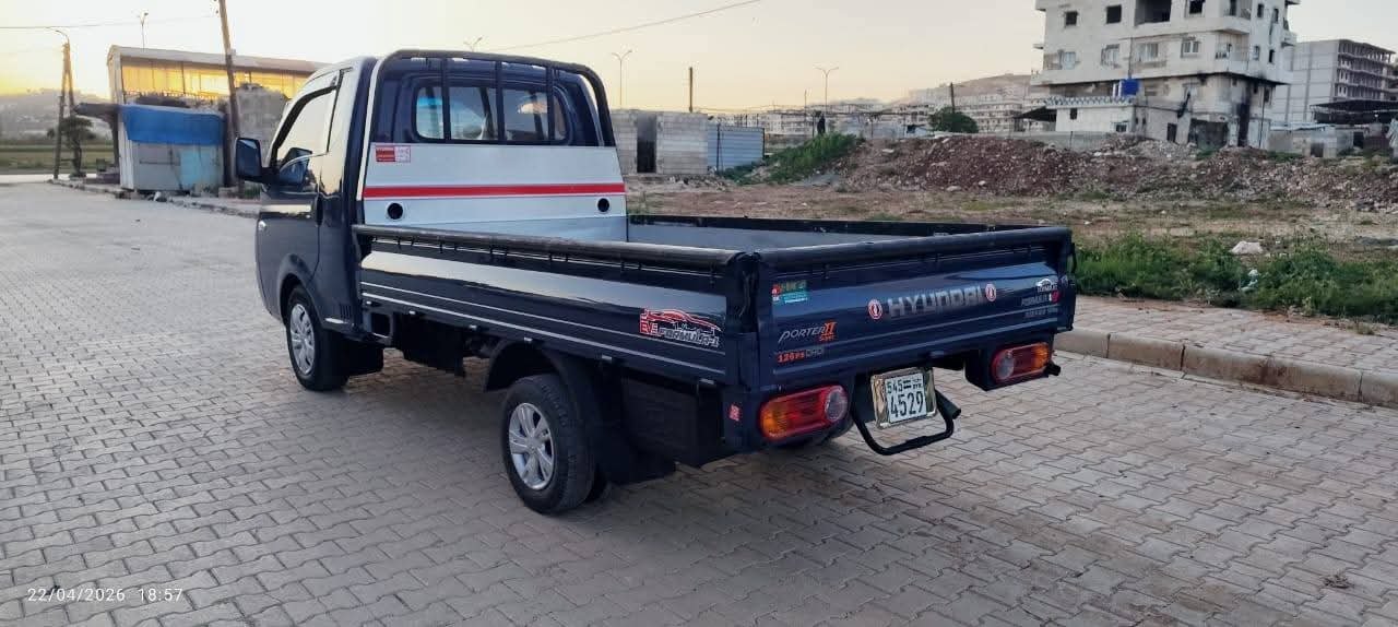 kilometrage car sale hyundai porter ii 2 crdi cargo truck used 2011 aleppo nz image