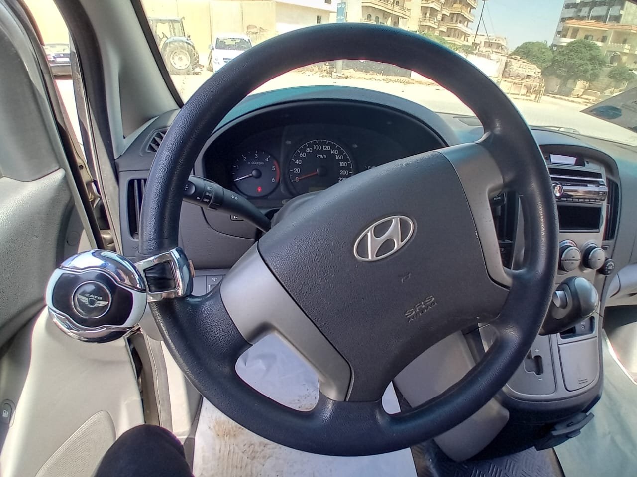 kilometrage car sale hyundai h1 standard van used 2010 aleppo cn image