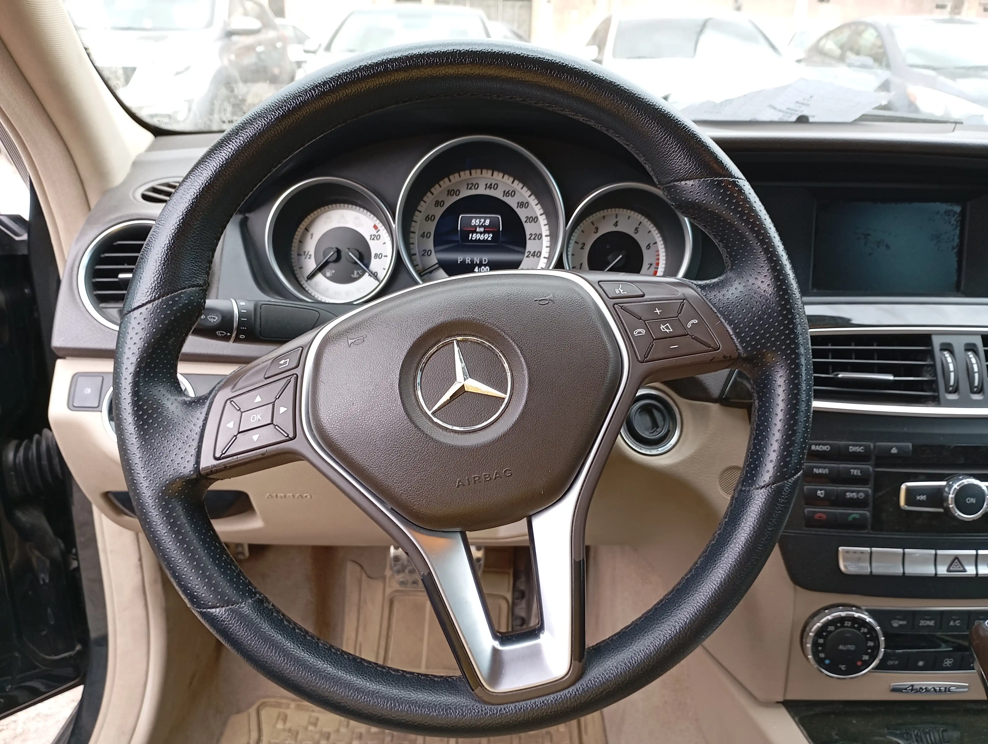 kilometrage car sale mercedes benz c class 200 sedan used 2013 aleppo nq image