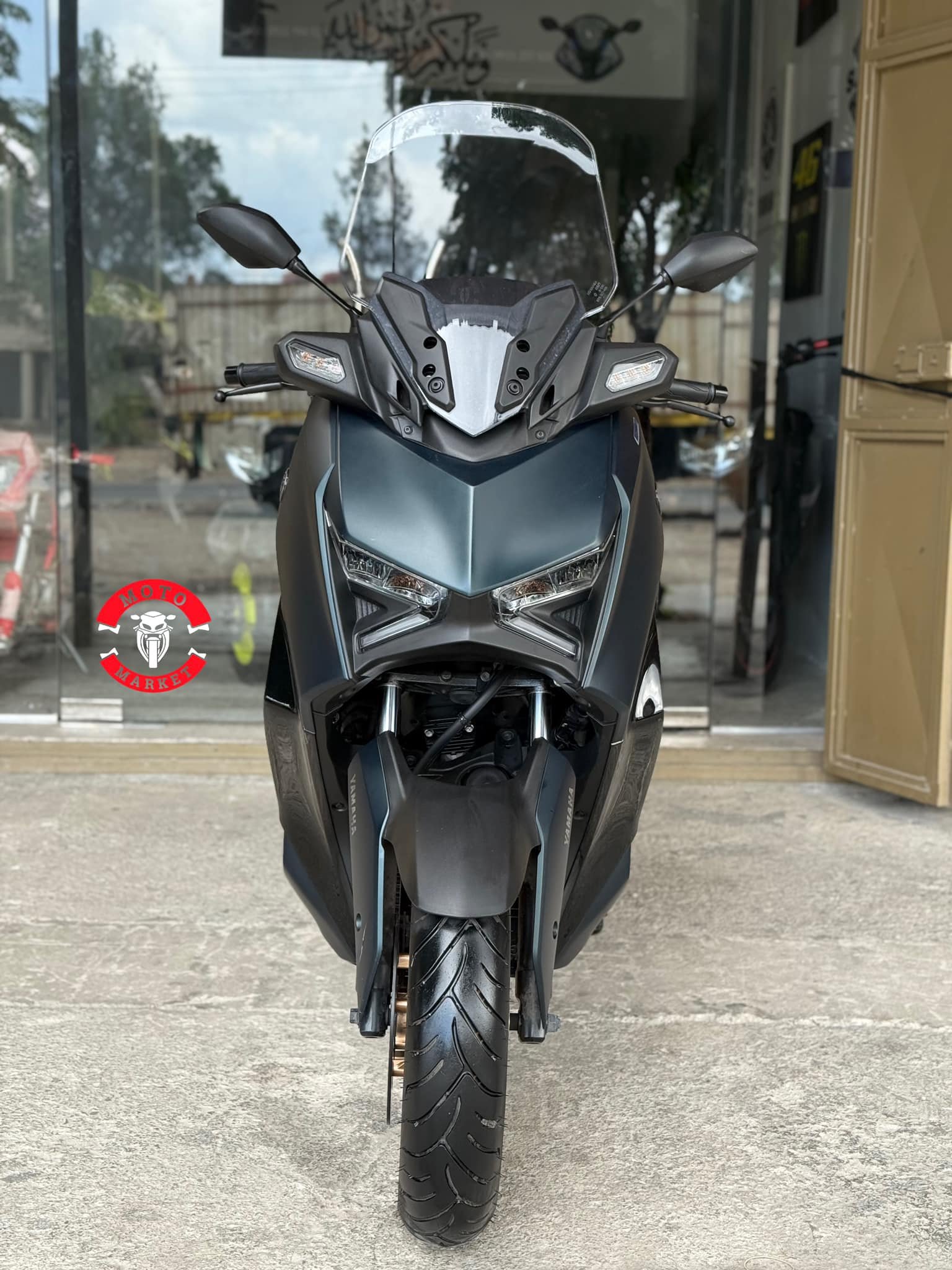 kilometrage motorbike yamaha x max standard scooter used 2024 tartus lj image