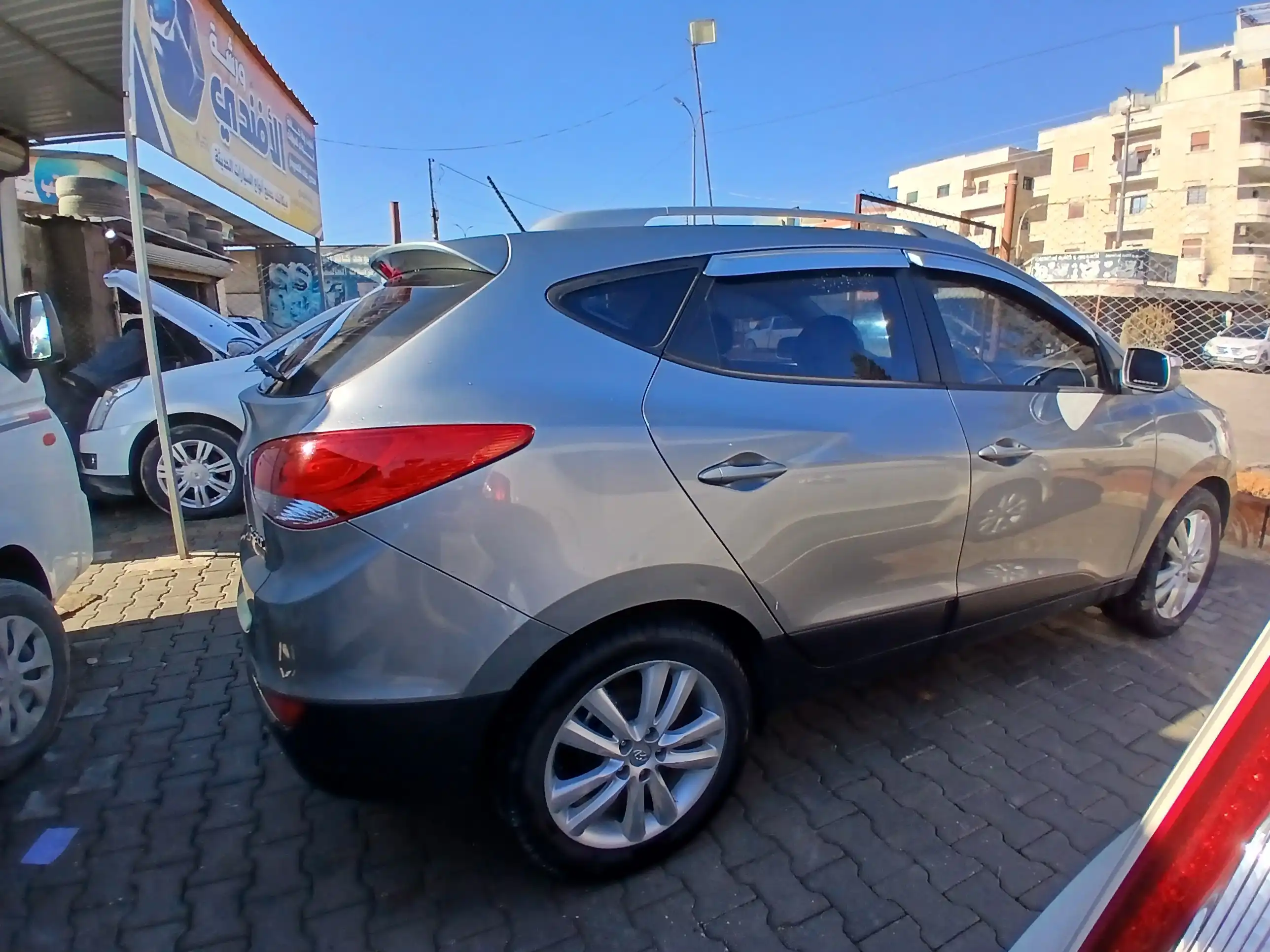 kilometrage car sale hyundai tucson standard 2011 vn image