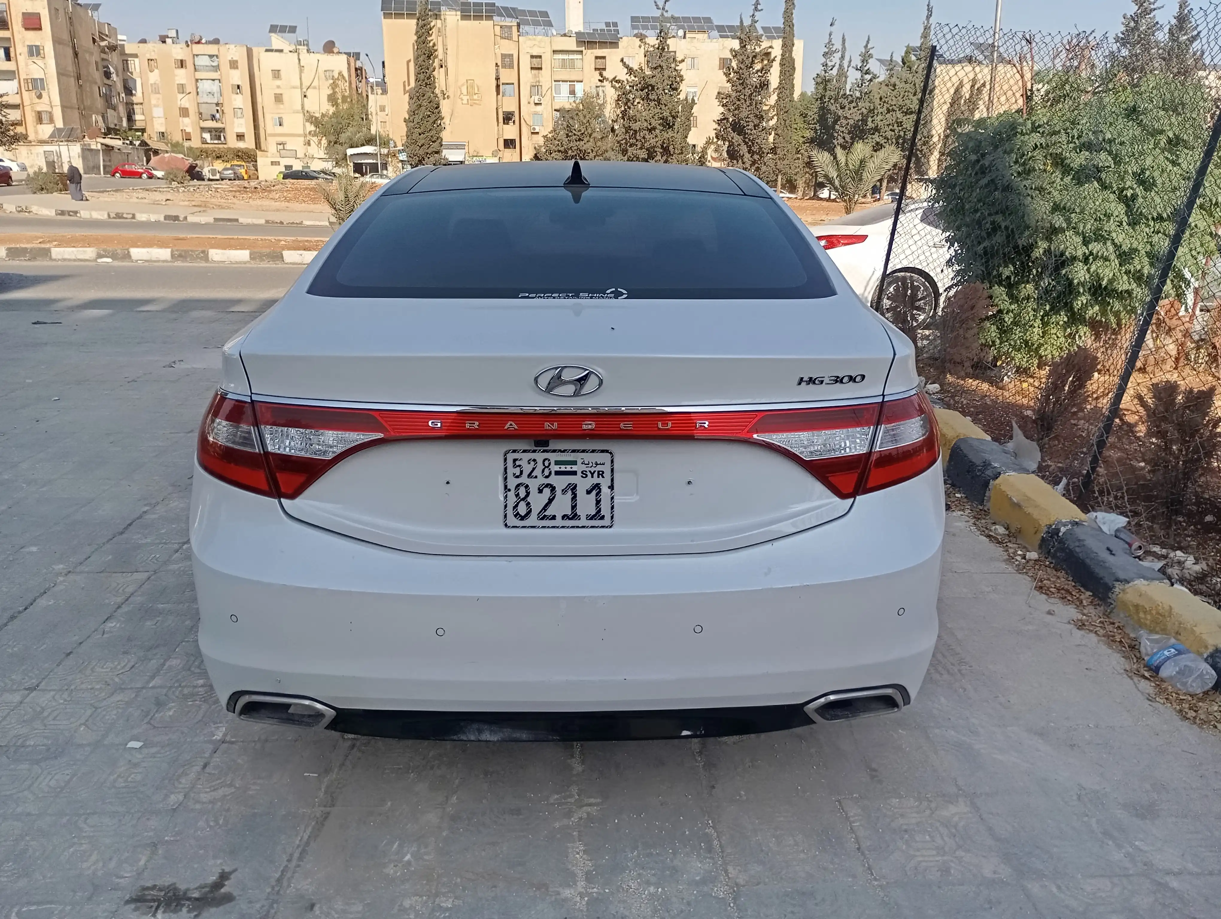 kilometrage car sale hyundai grandeur hg 300 sedan used 2015 aleppo up image