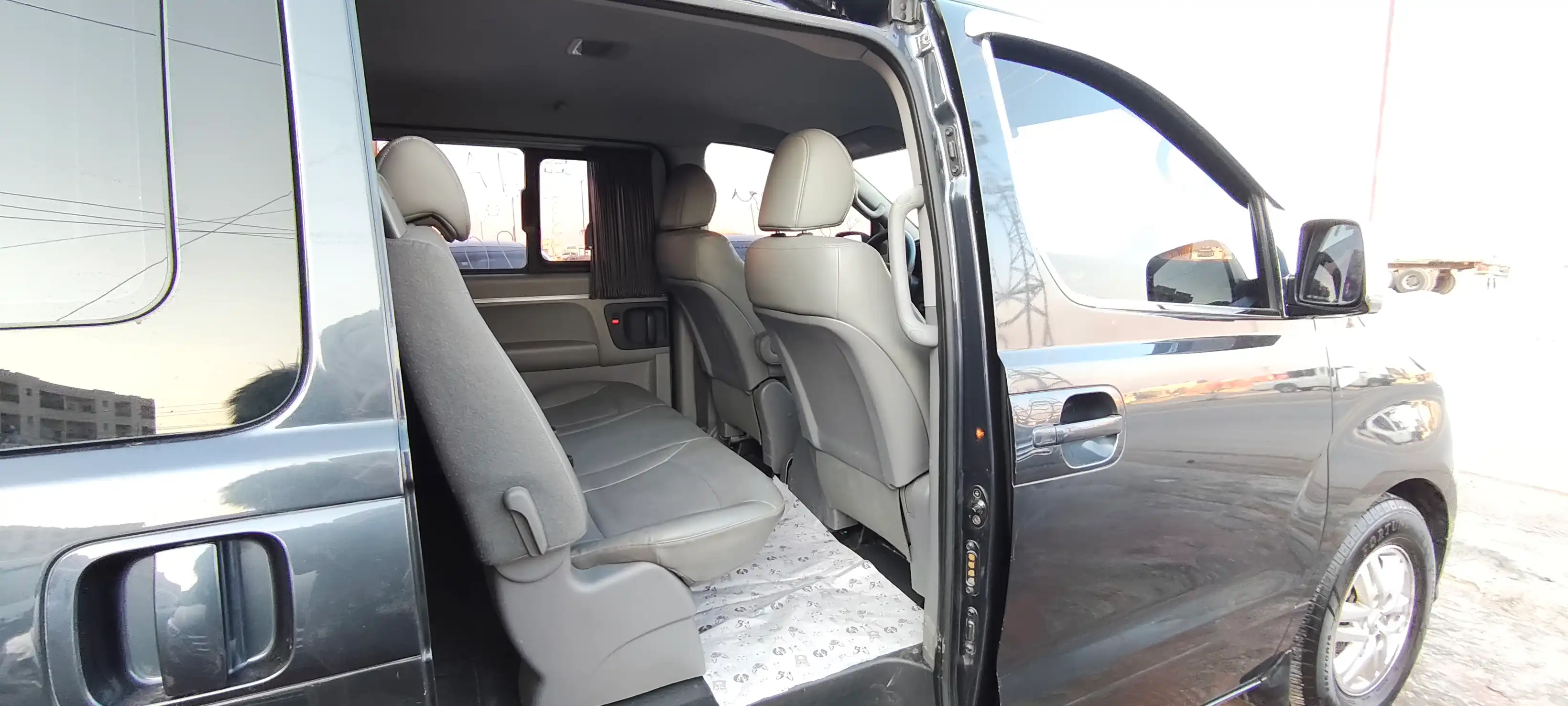 kilometrage car sale hyundai grand starex vgt van used 2018 aleppo qz image