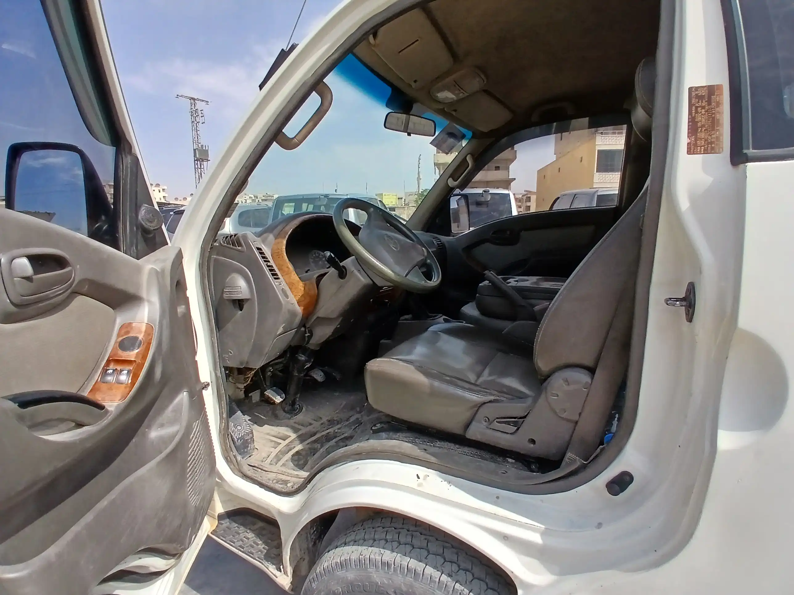 kilometrage car sale hyundai porter 2 crdi cargo truck used 2007 aleppo xn image