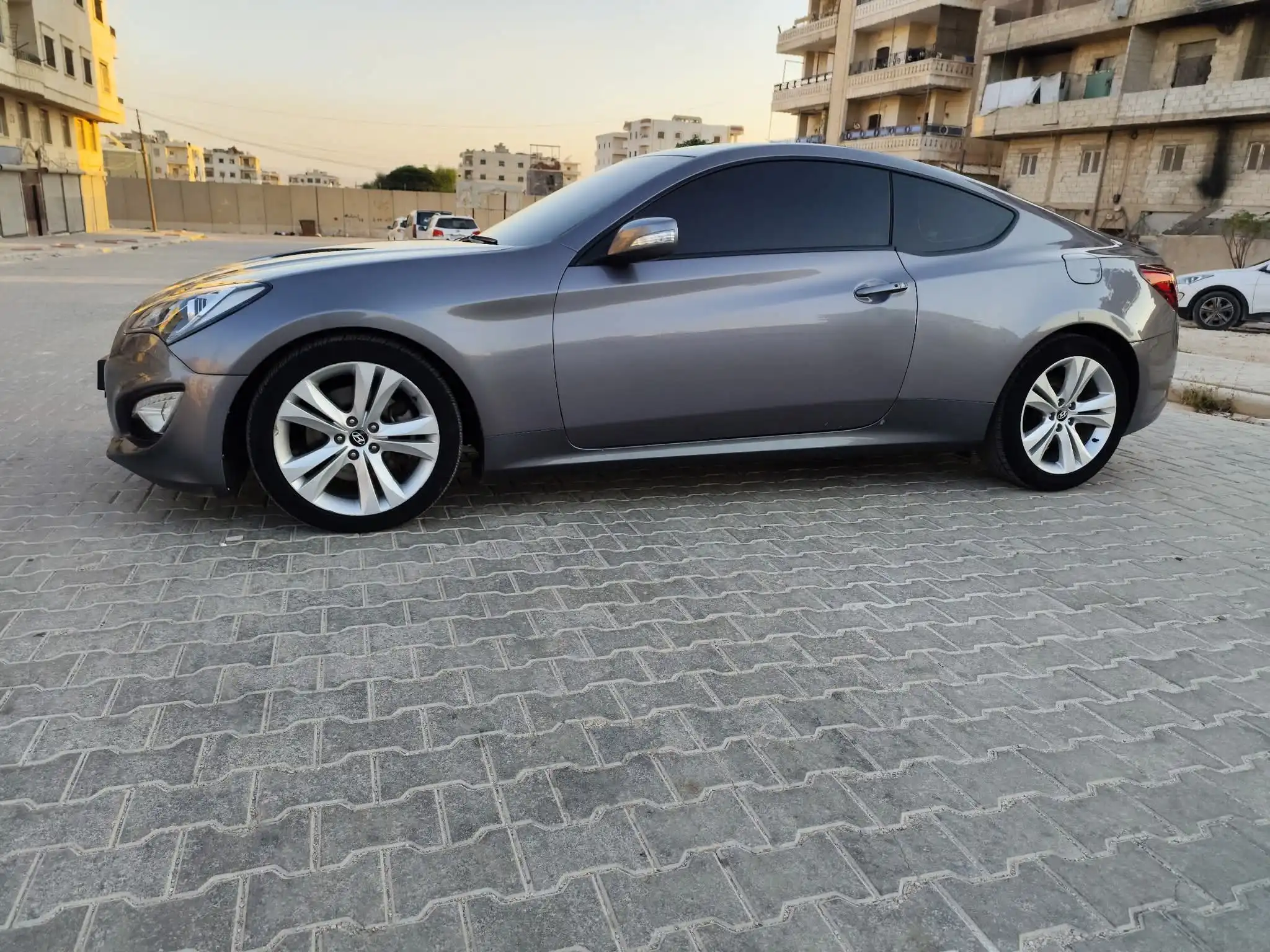 kilometrage car sale genesis bh 330 ncednbe new 2009 aleppo wp image
