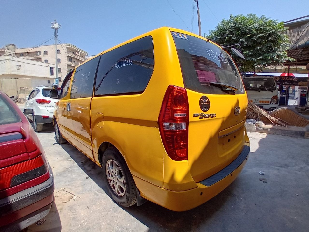 kilometrage car sale hyundai grand starex cvx van used 2011 aleppo iz image