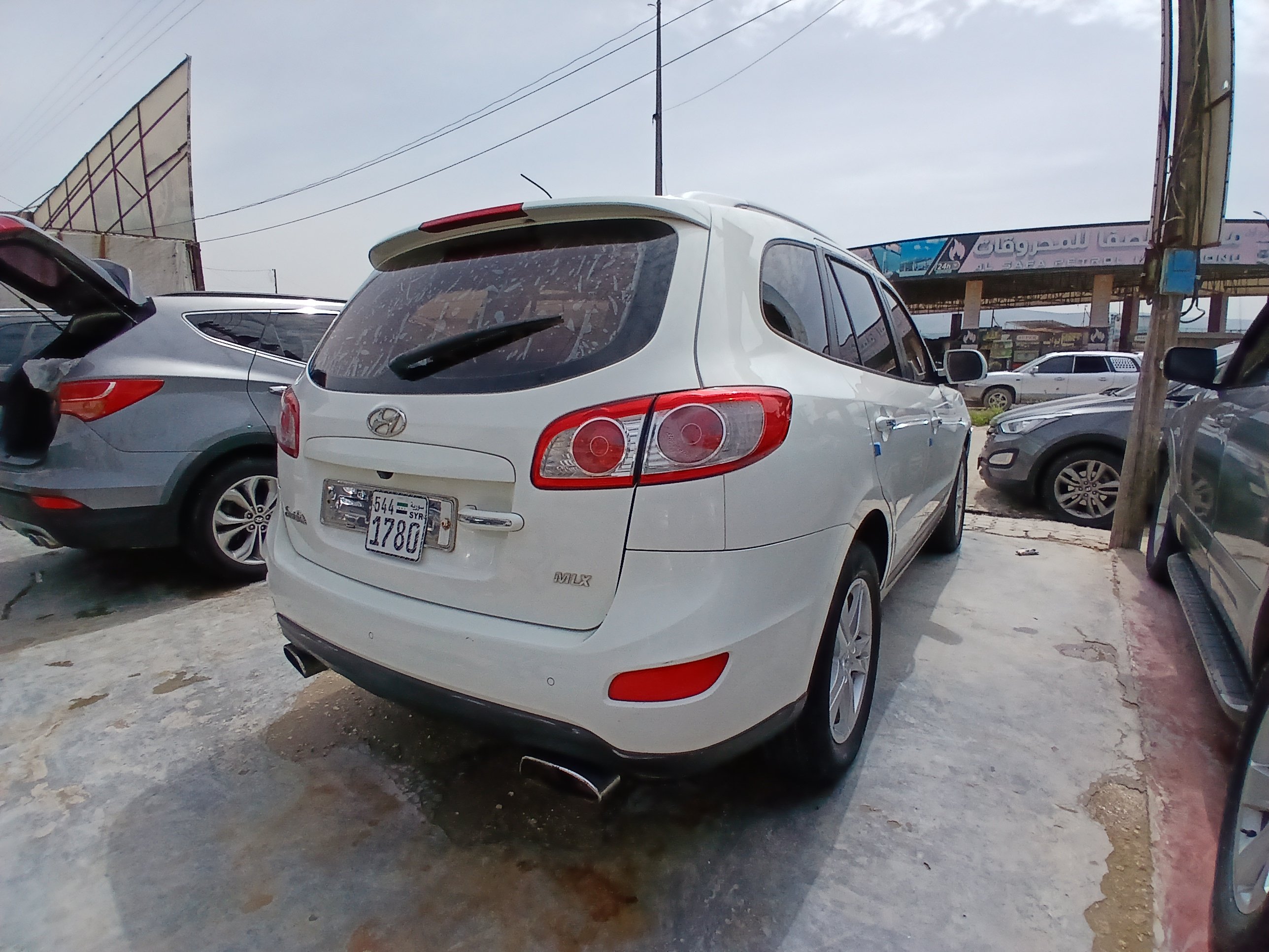kilometrage car sale hyundai santa fe mlx suv used 2010 aleppo bh image
