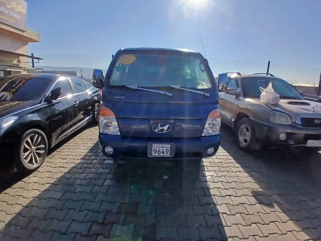 kilometrage car sale hyundai porter ii 2 crdi cargo truck used 2011 aleppo mz image