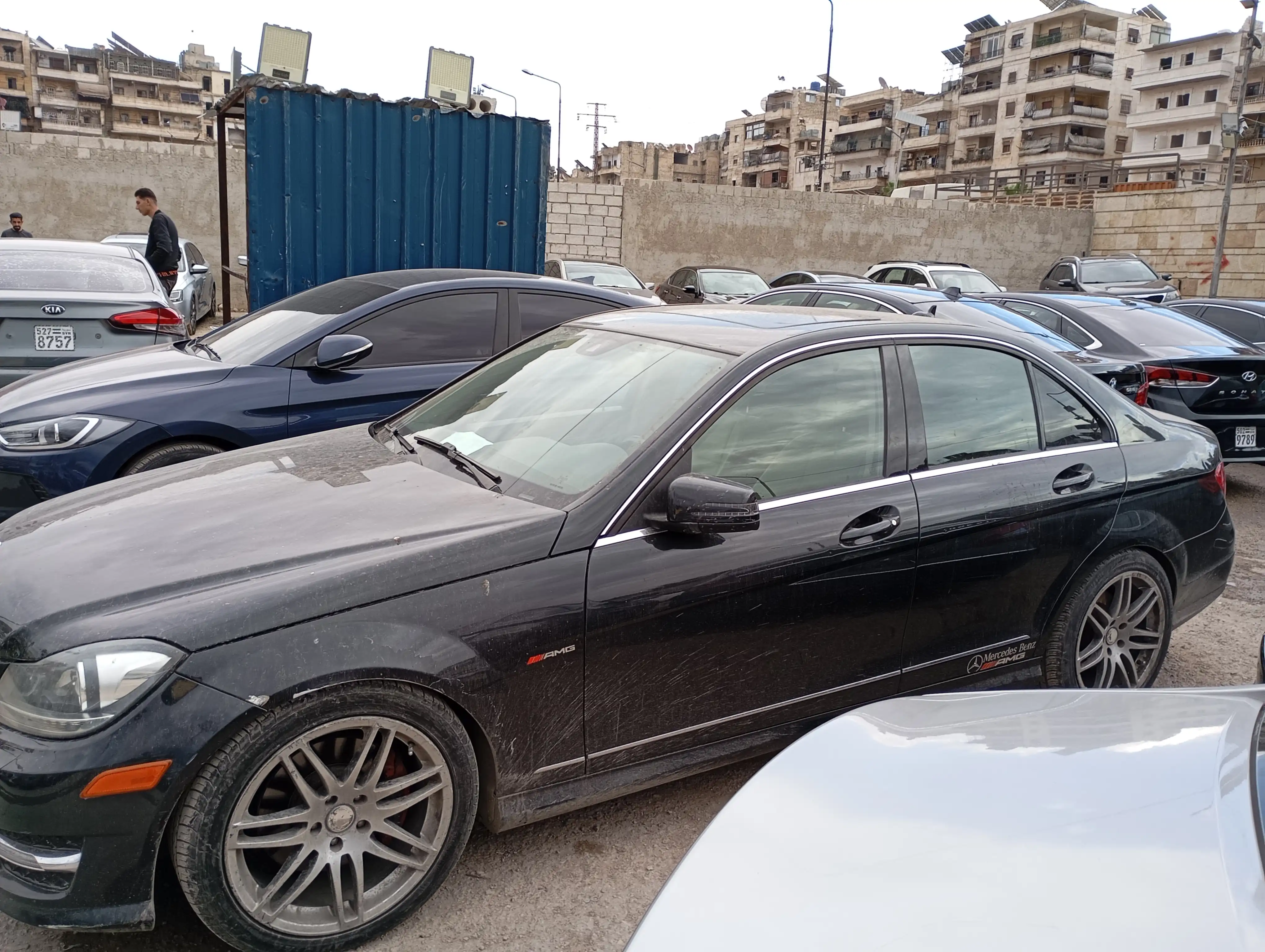 kilometrage car sale mercedes benz c class 200 sedan used 2013 aleppo nq image