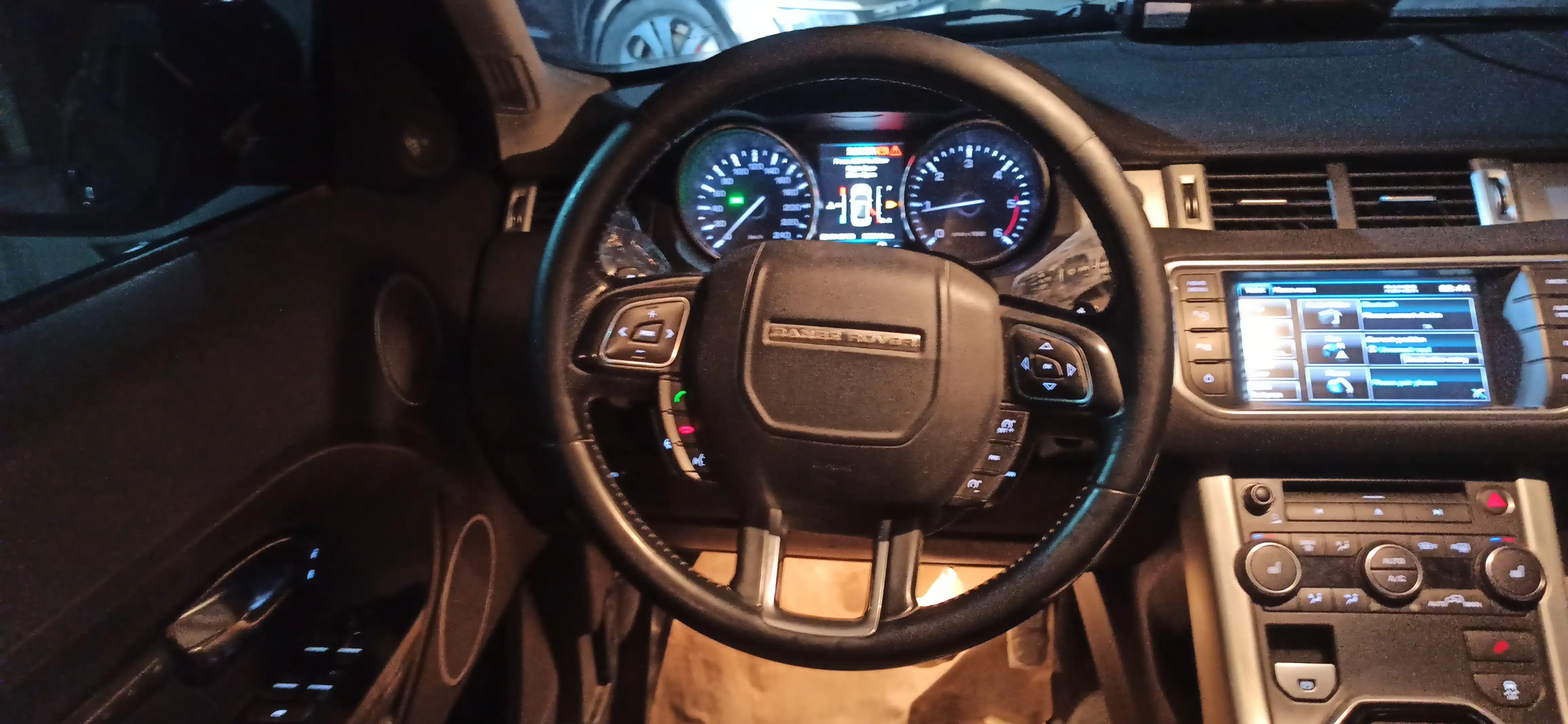 kilometrage car sale land rover range rover evoque sd4 suv used 2013 aleppo lc image