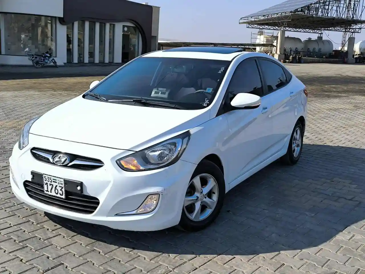 kilometrage car sale hyundai accent m16 gdi sedan used 2011 aleppo sa card image