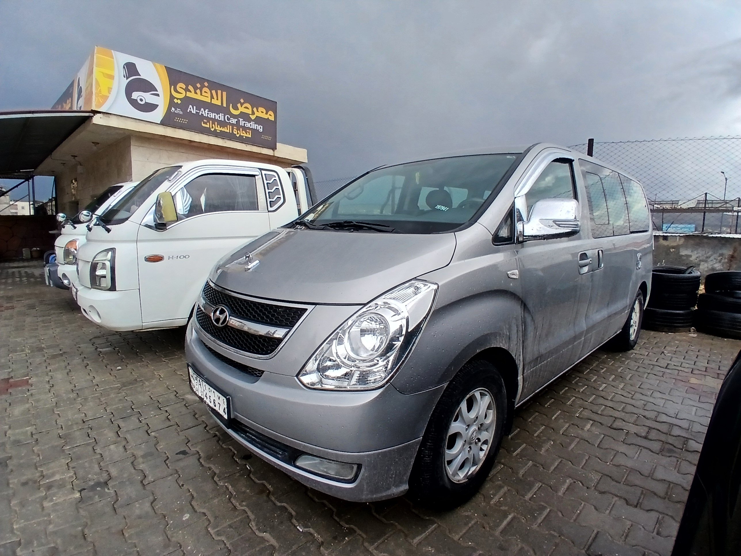 kilometrage car sale hyundai grand starex cvx van used 2011 aleppo cy image