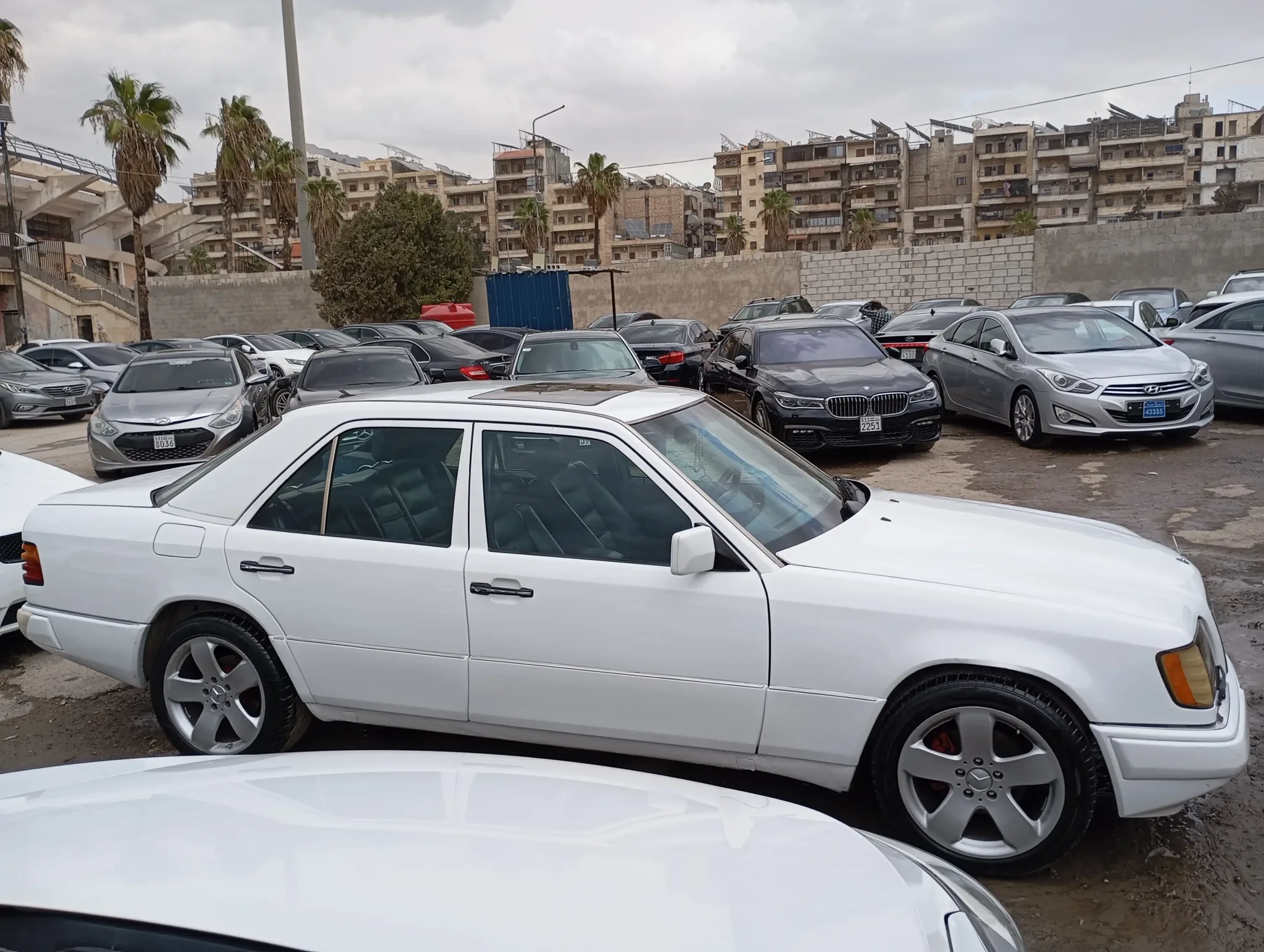 kilometrage car sale mercedes benz e class e 350 4matek sedan used 2007 aleppo wz image