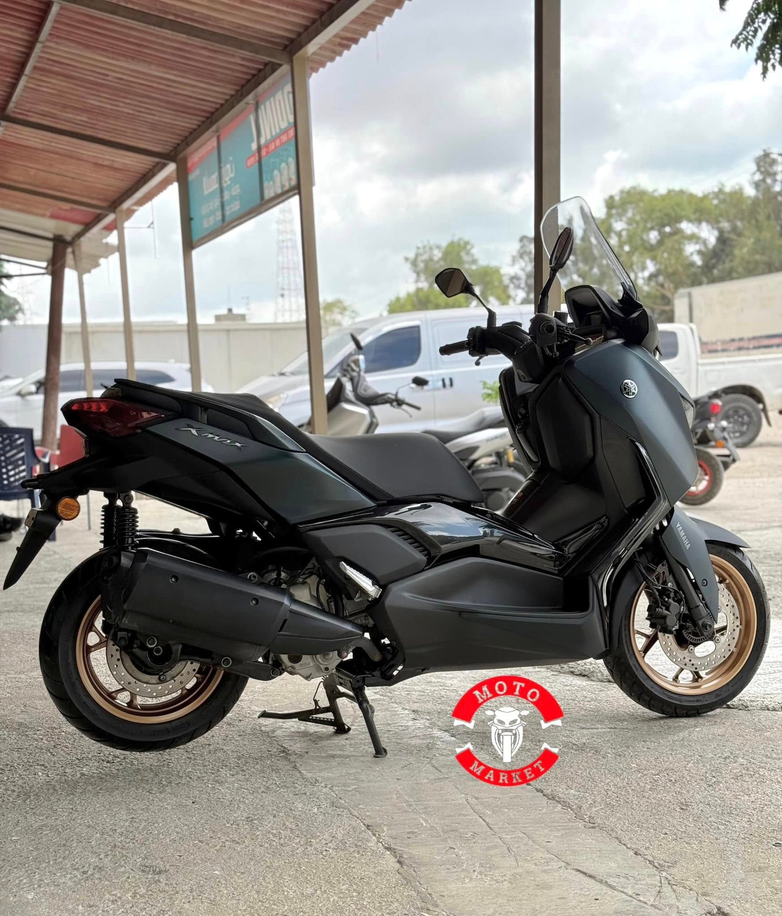 kilometrage motorbike yamaha x max standard scooter used 2024 tartus lj image