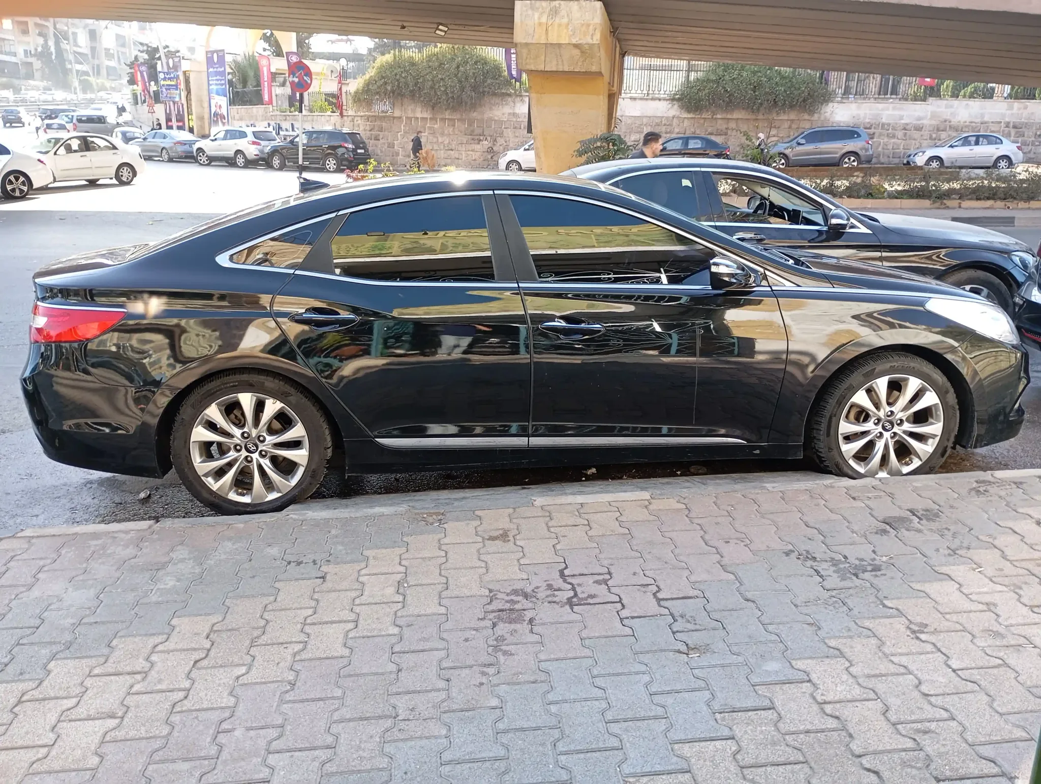 kilometrage car sale hyundai grandeur hg 300 sedan used 2012 aleppo vb image