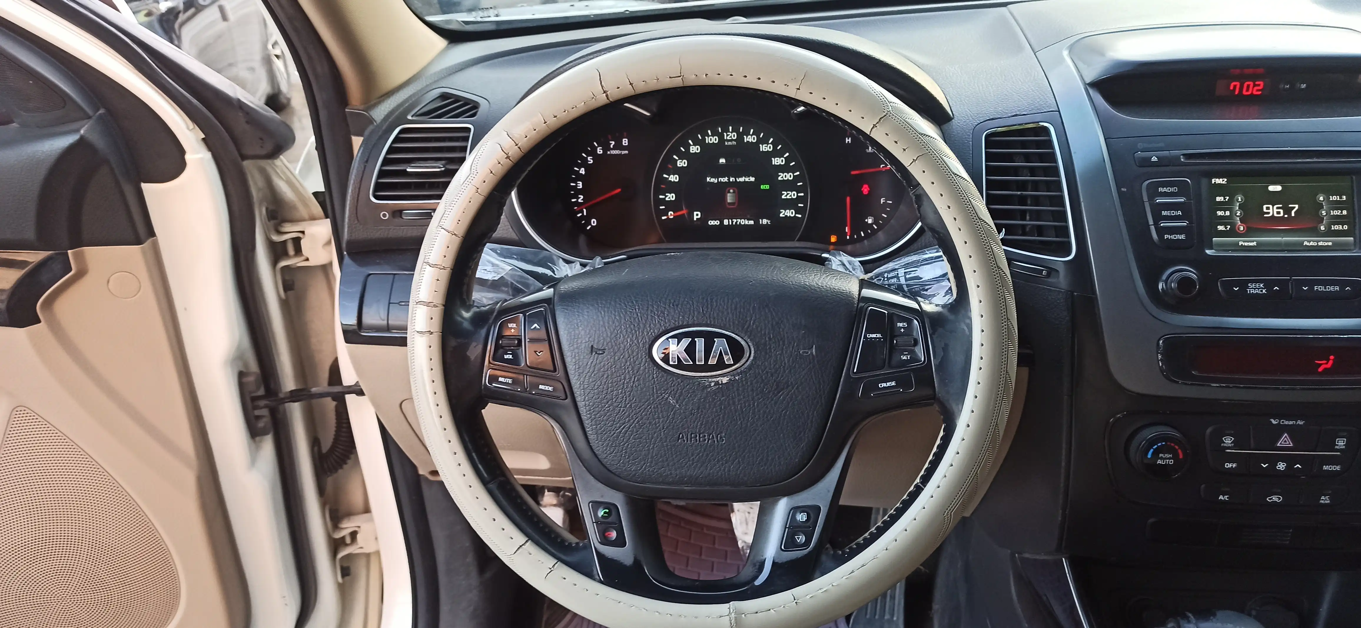 kilometrage car sale kia sportage tlx 2011 bg image