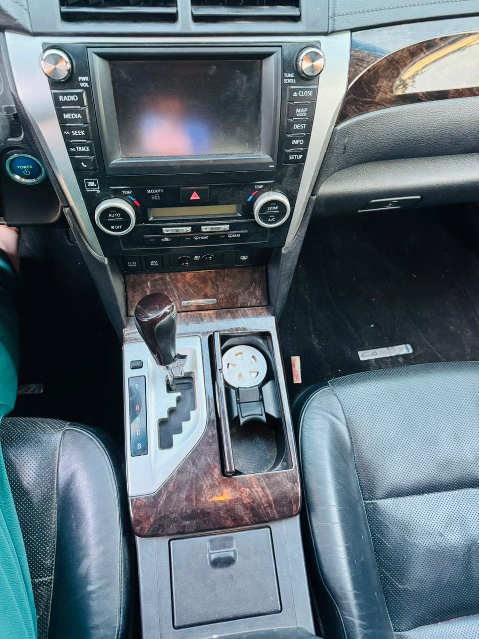 kilometrage car sale toyota corolla hybrid sedan used 2013 aleppo cl image
