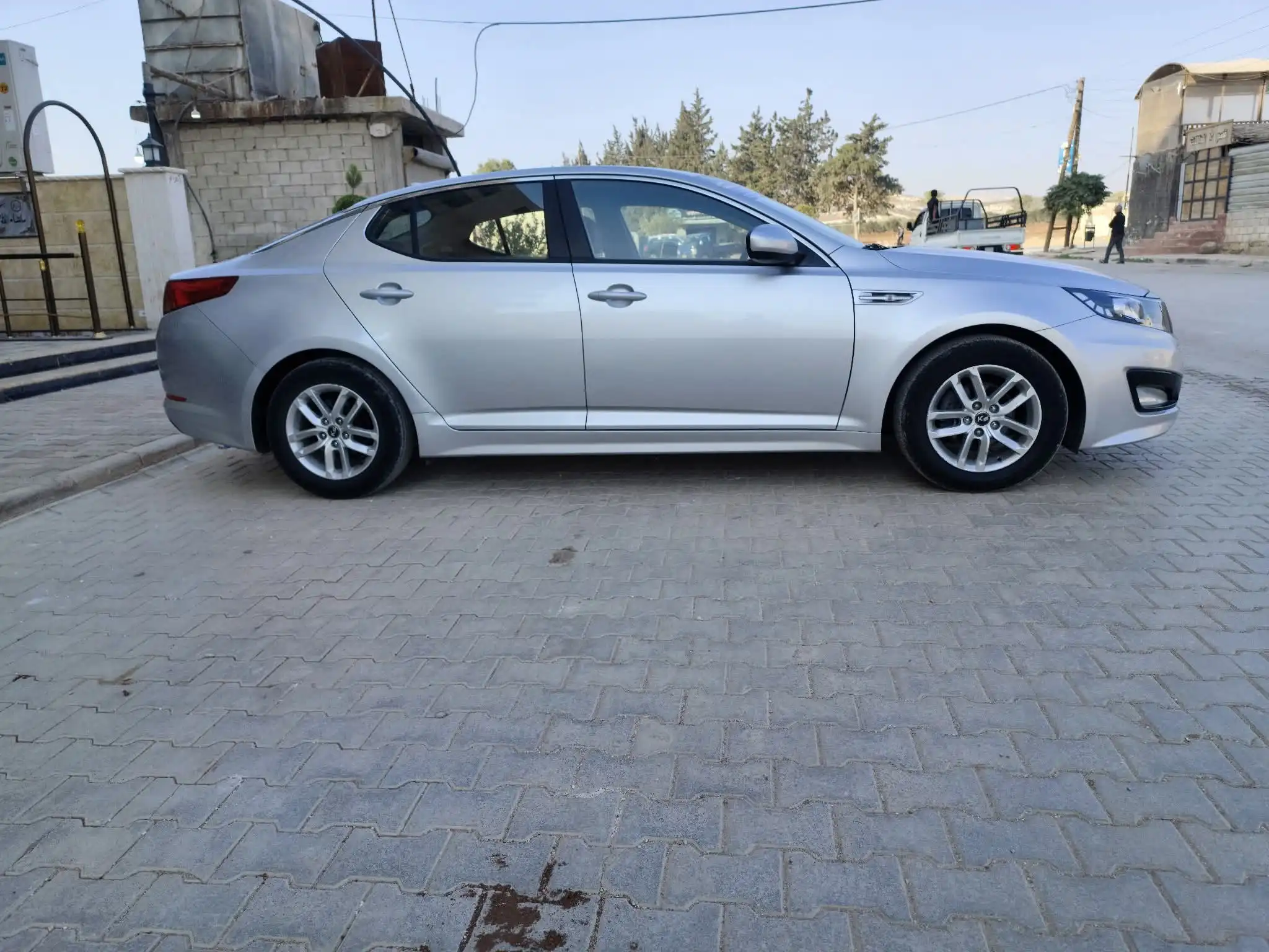 kilometrage car sale kia k5 standard sedan used 2011 aleppo nv image