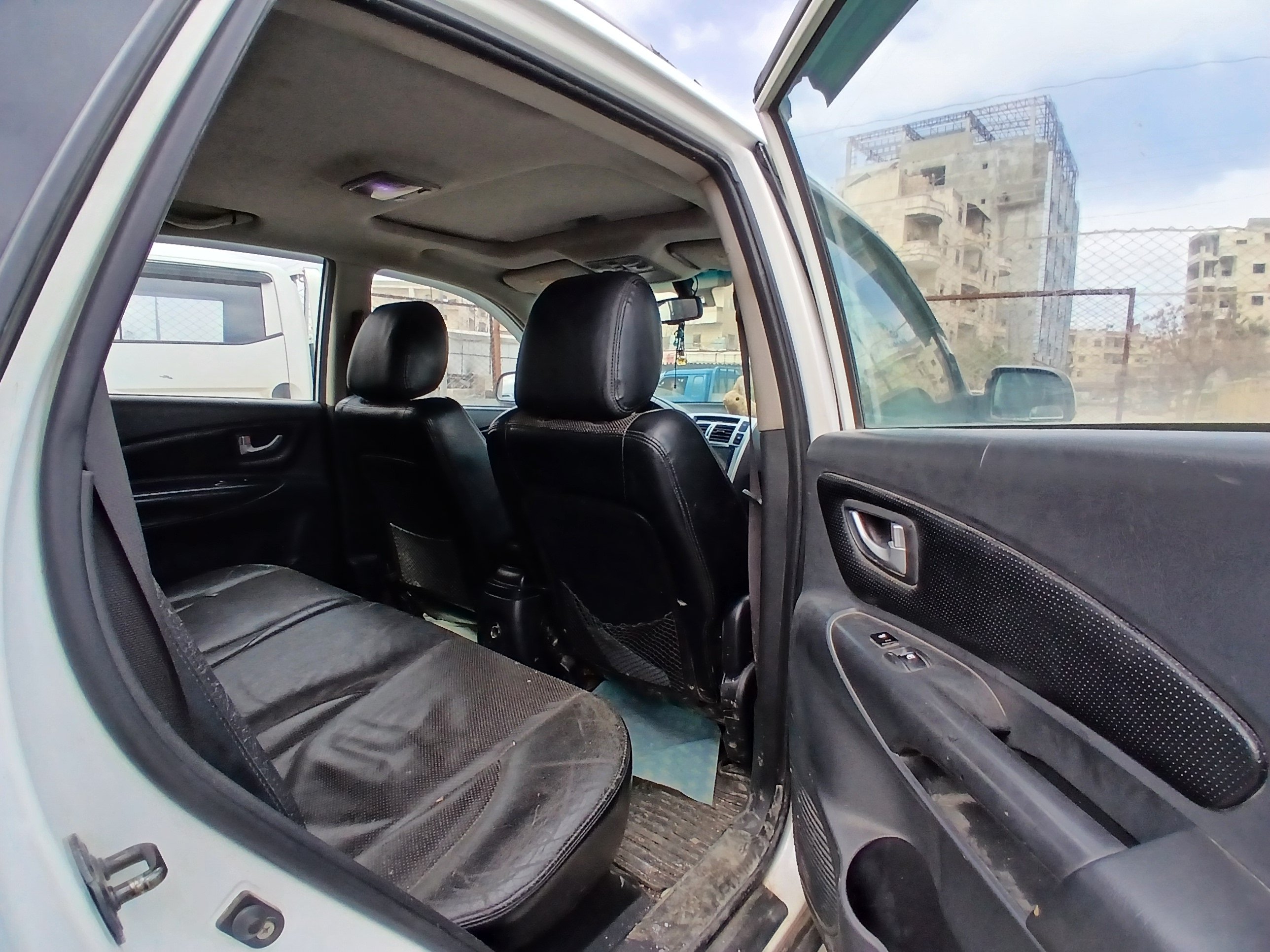 kilometrage car sale hyundai tucson mx suv used 2007 aleppo on image