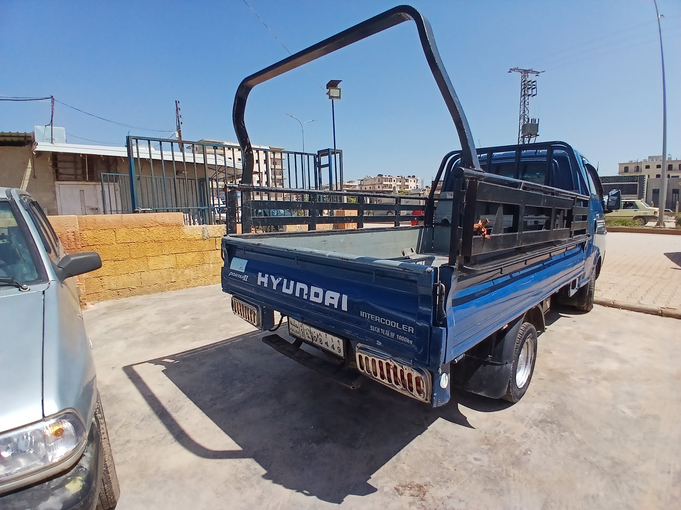 kilometrage car sale hyundai porter ii 2 crdi cargo truck used 2006 aleppo tq image