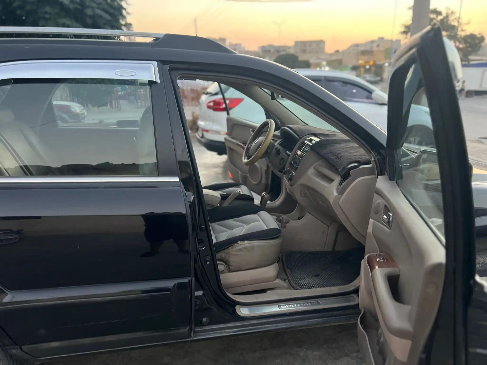 kilometrage car rent kia sportage tlx suv 2005 aleppo hw image