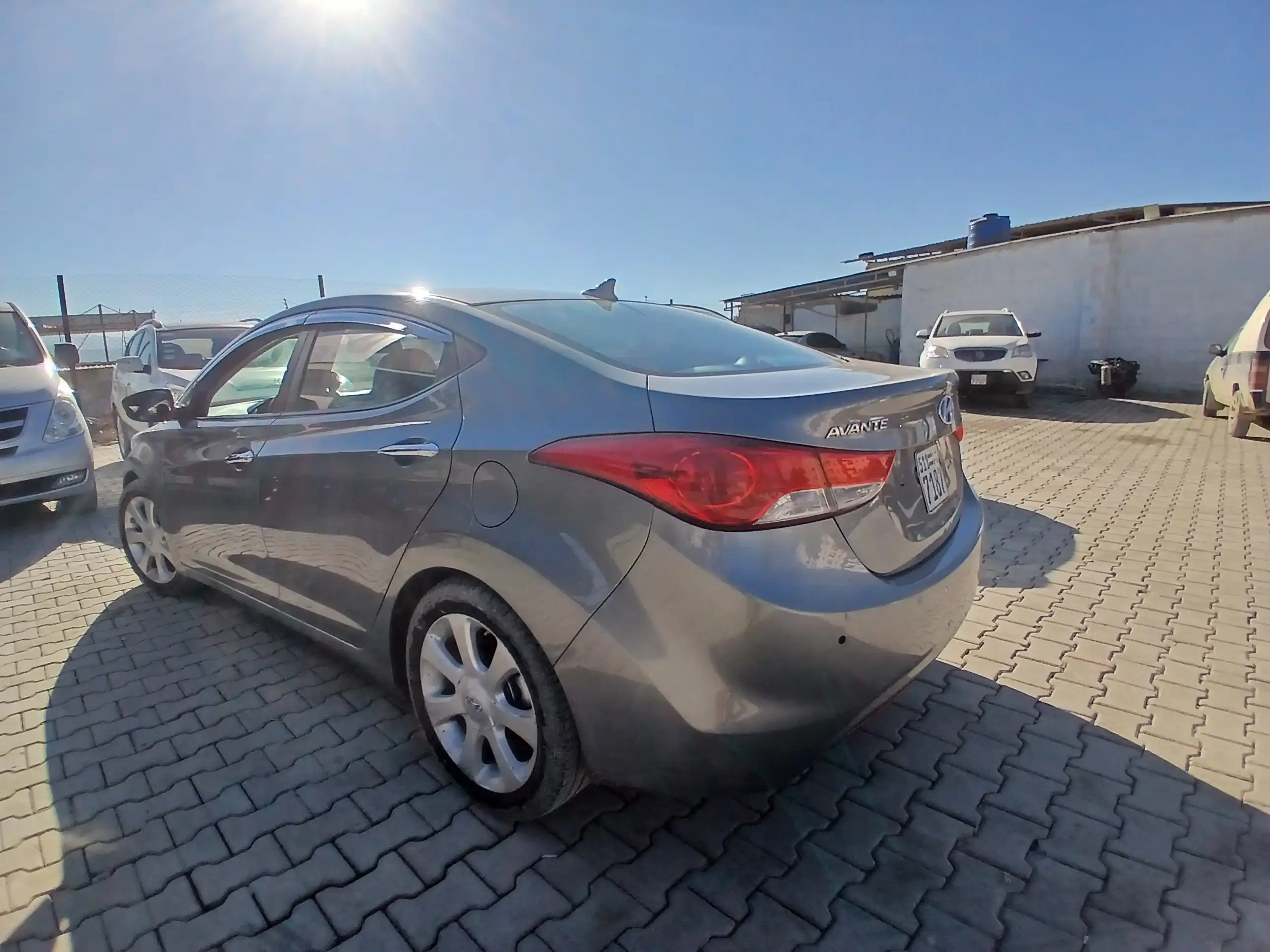kilometrage car sale hyundai avante m16 gdi sedan used 2011 aleppo or image