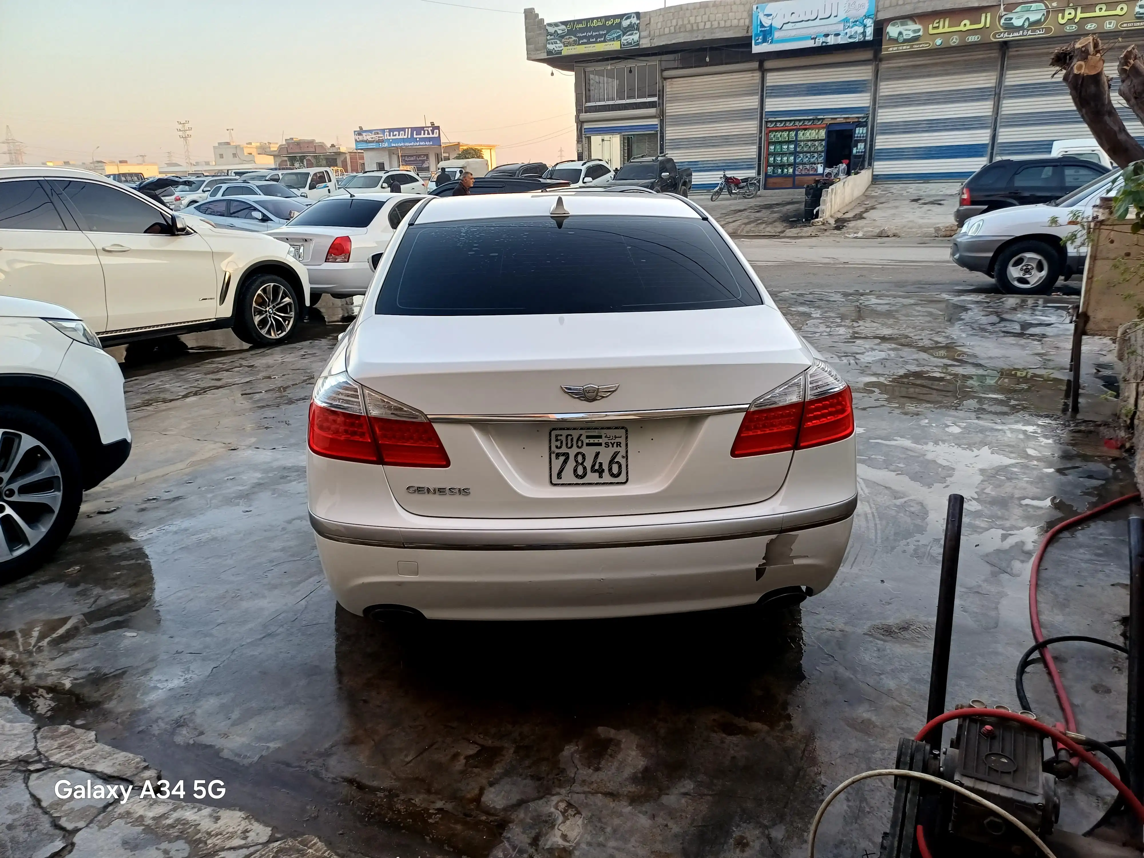 kilometrage car sale genesis bh 330 sedan used 2012 aleppo up image