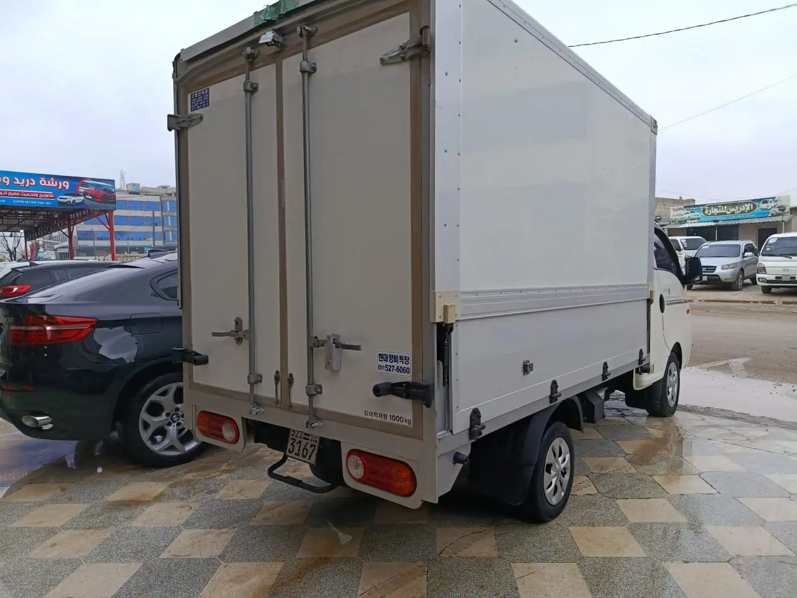 kilometrage car sale hyundai porter ii 2 crdi cargo truck used 2012 aleppo bc image
