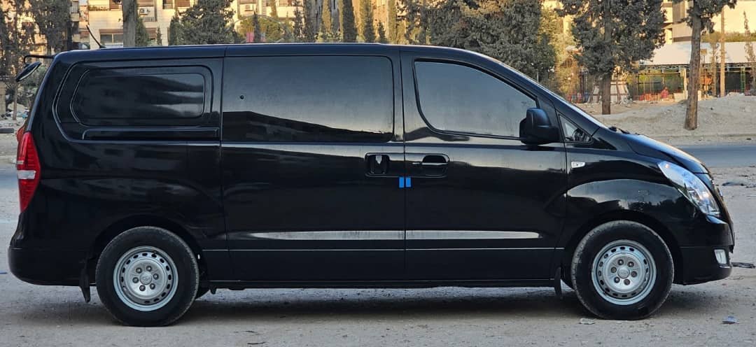 kilometrage car sale hyundai h1 standard 2017 aleppo mg image