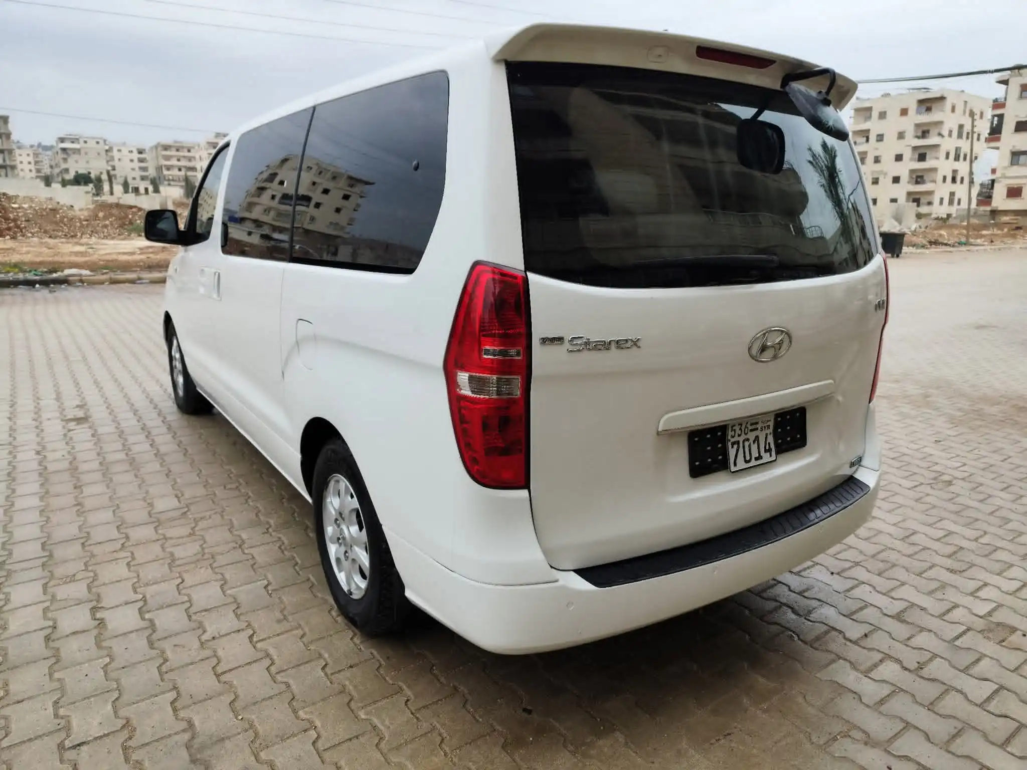 kilometrage car sale hyundai grand starex cvx van used 2010 aleppo am image