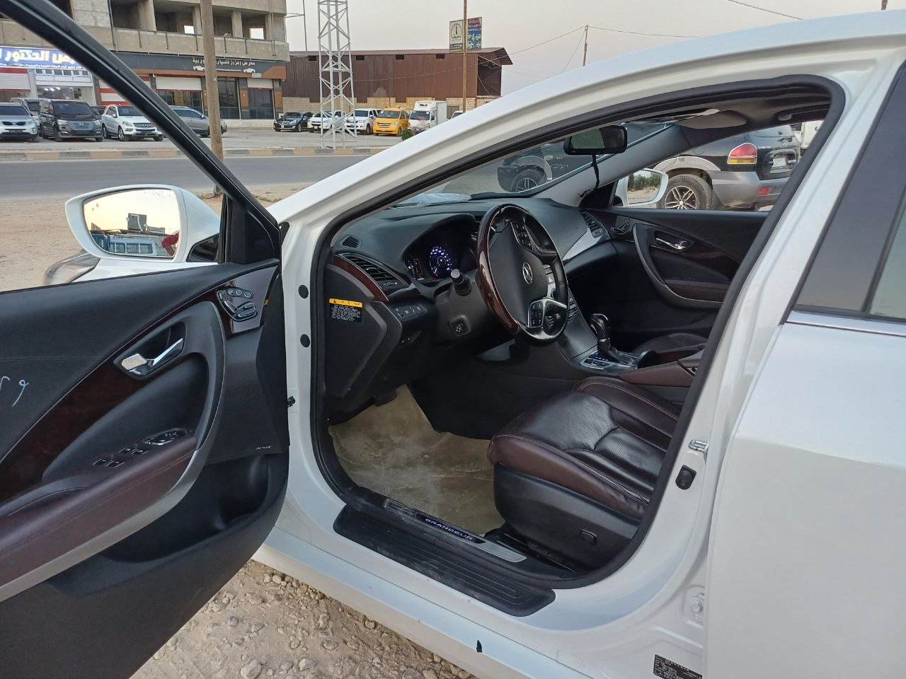 kilometrage car sale hyundai grandeur hg 220 sedan used 2015 aleppo pj image